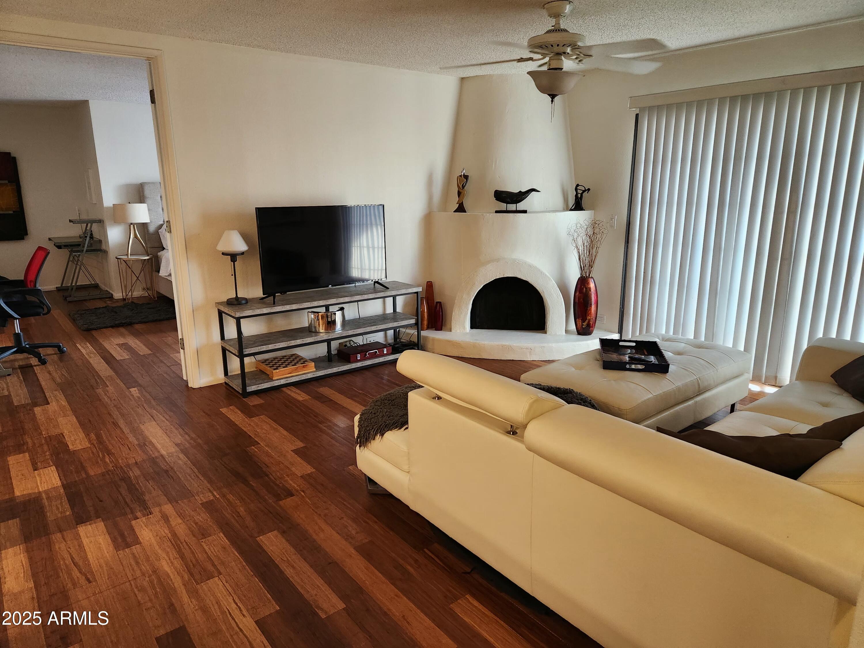 7557 N DREAMY DRAW Drive 184