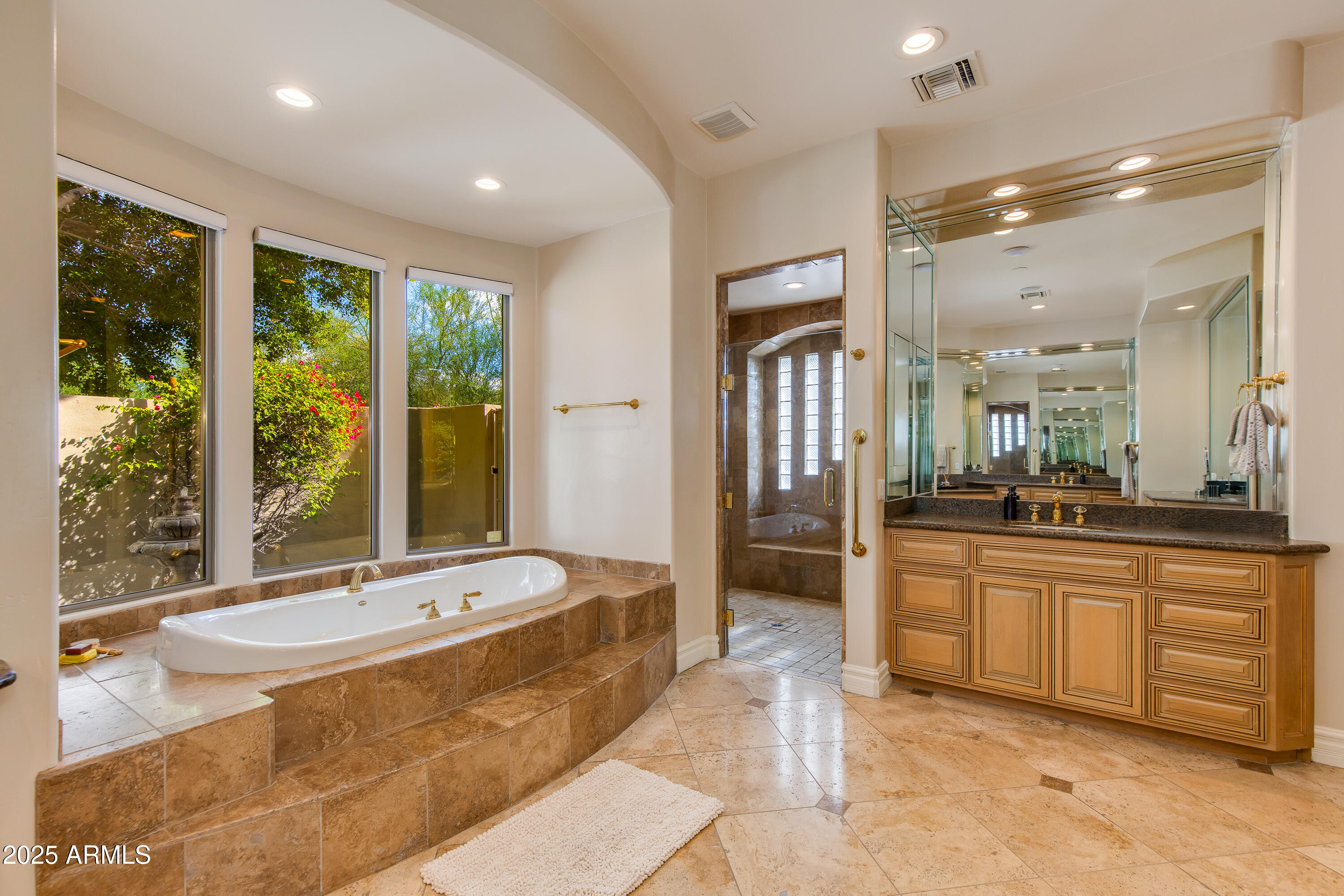 3201 E CAMINO SIN NOMBRE