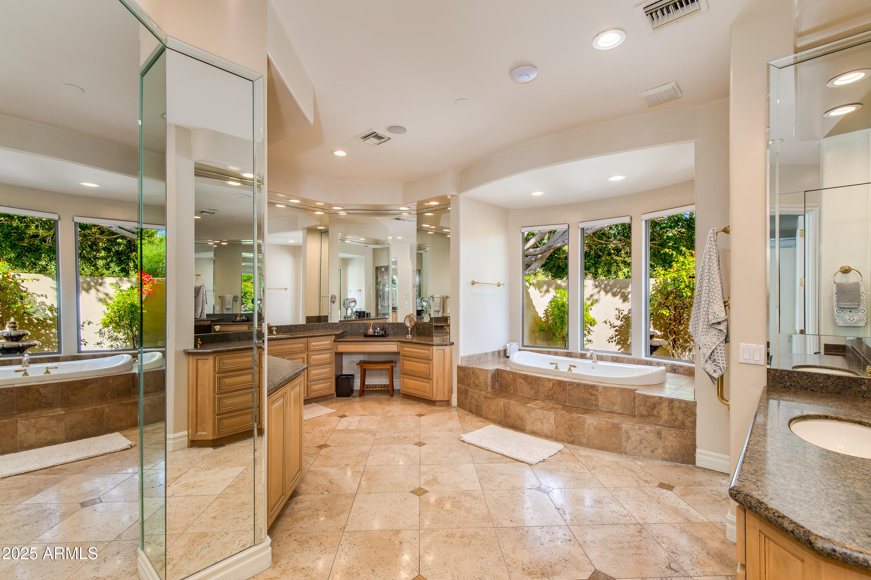 3201 E CAMINO SIN NOMBRE