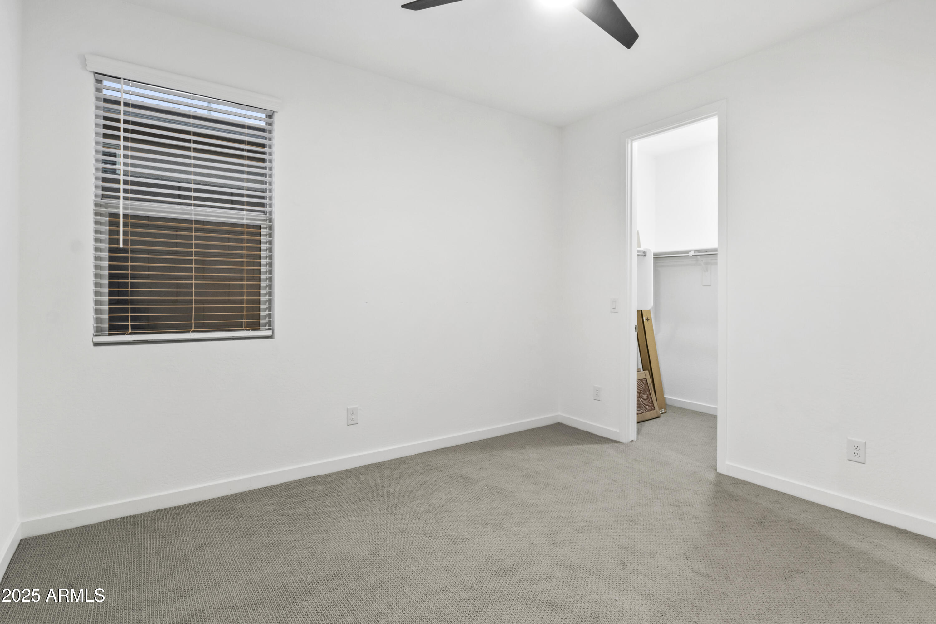 4587 W STICKLEAF Way