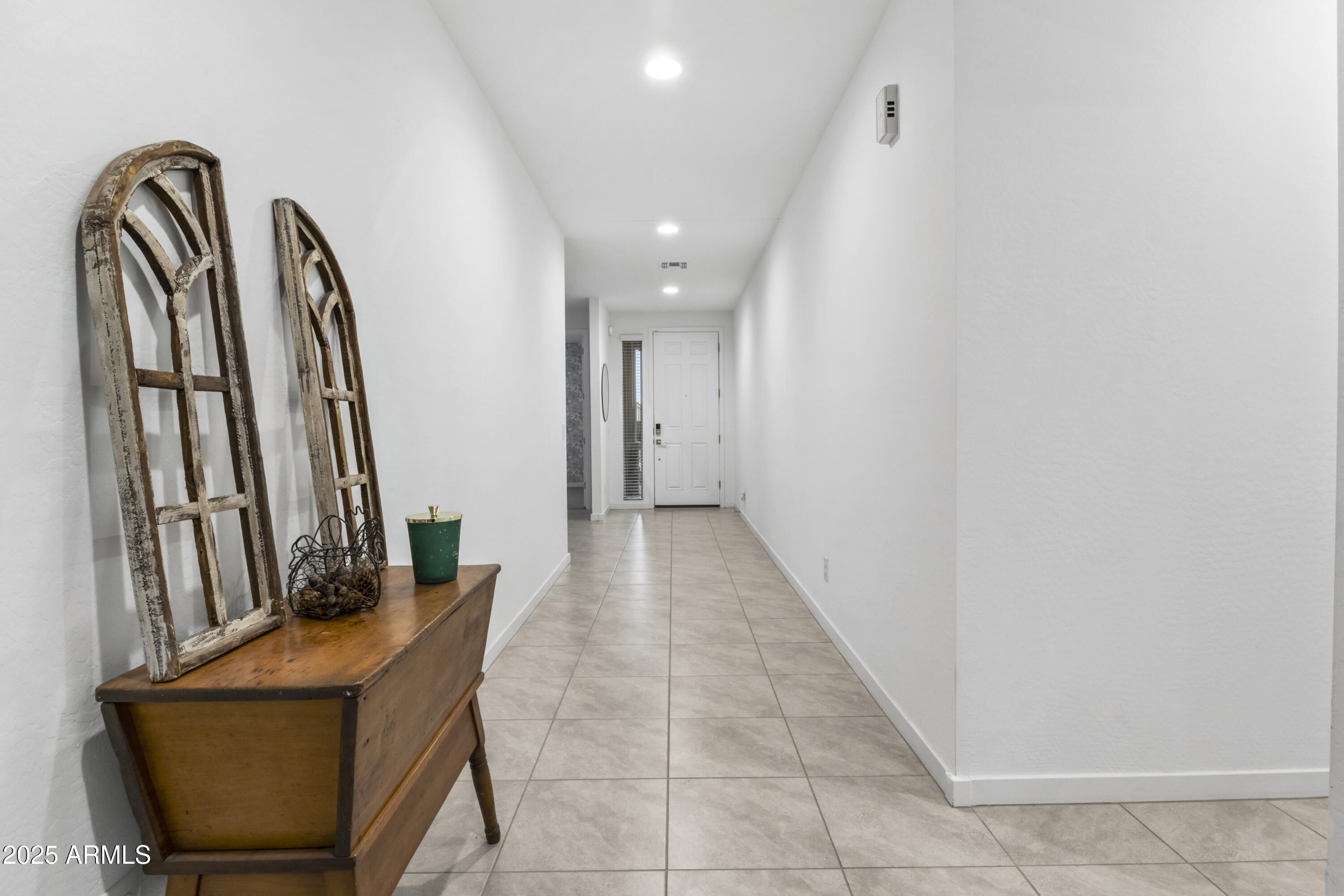 4587 W STICKLEAF Way