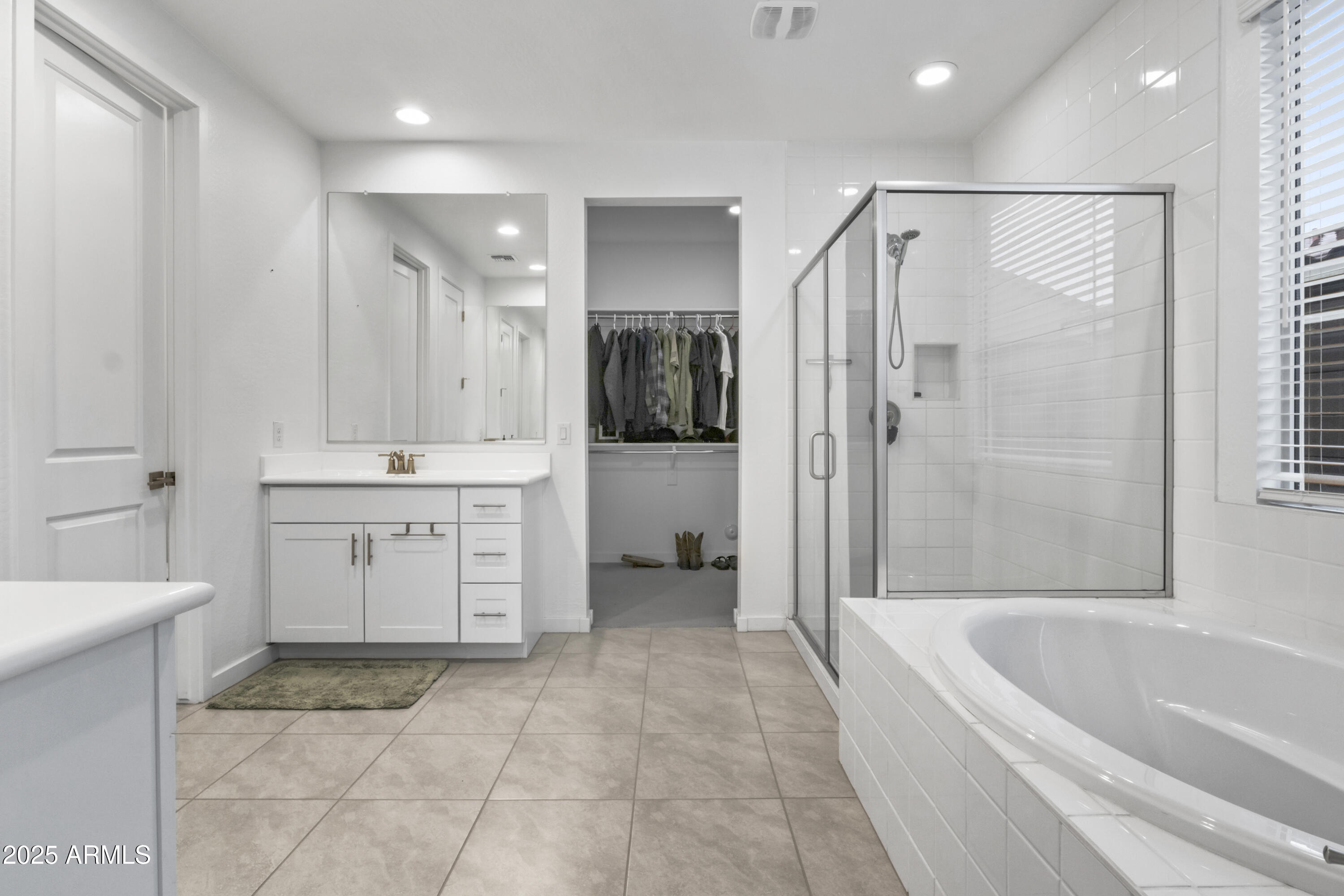 4587 W STICKLEAF Way