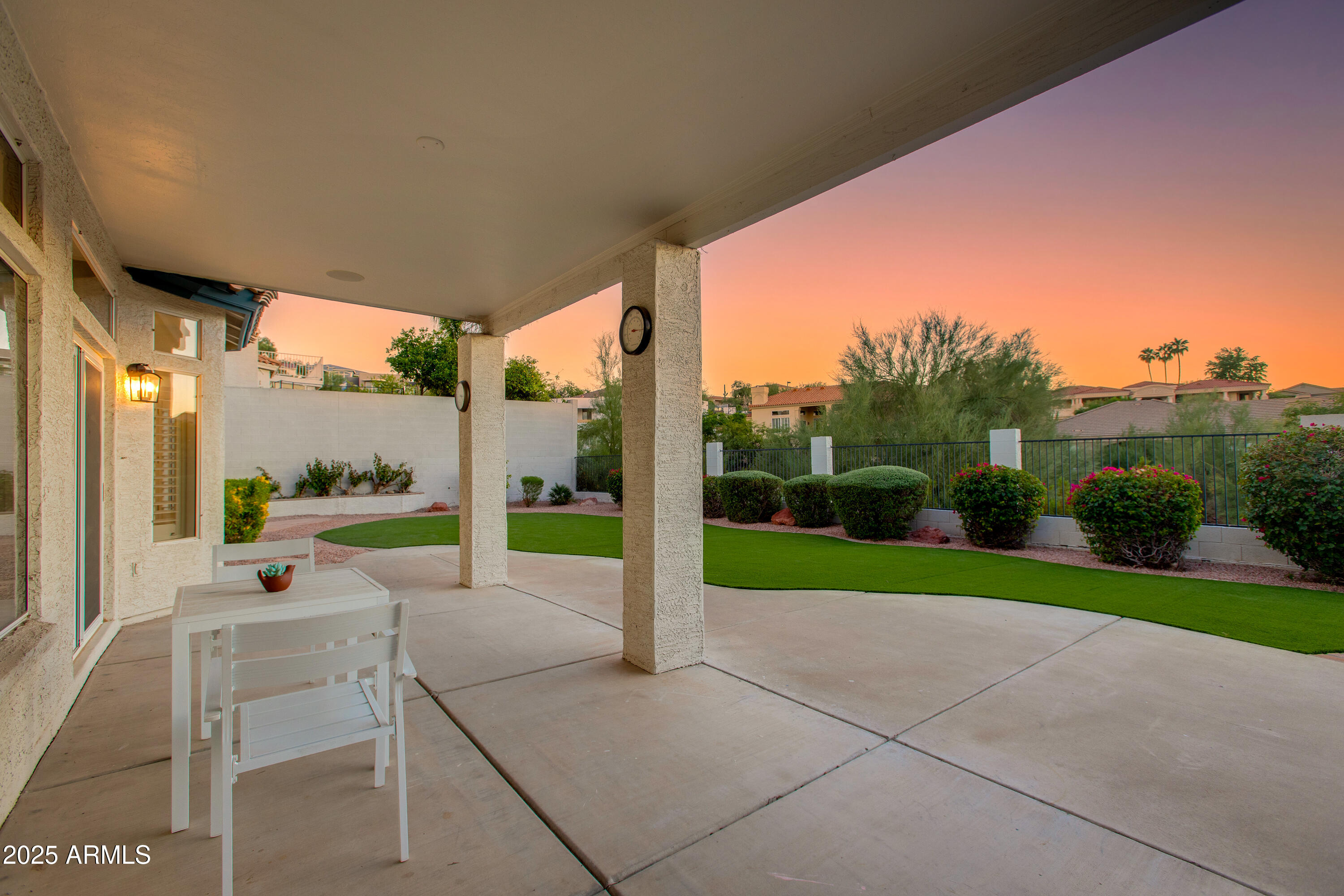 1331 E VOLTAIRE Avenue