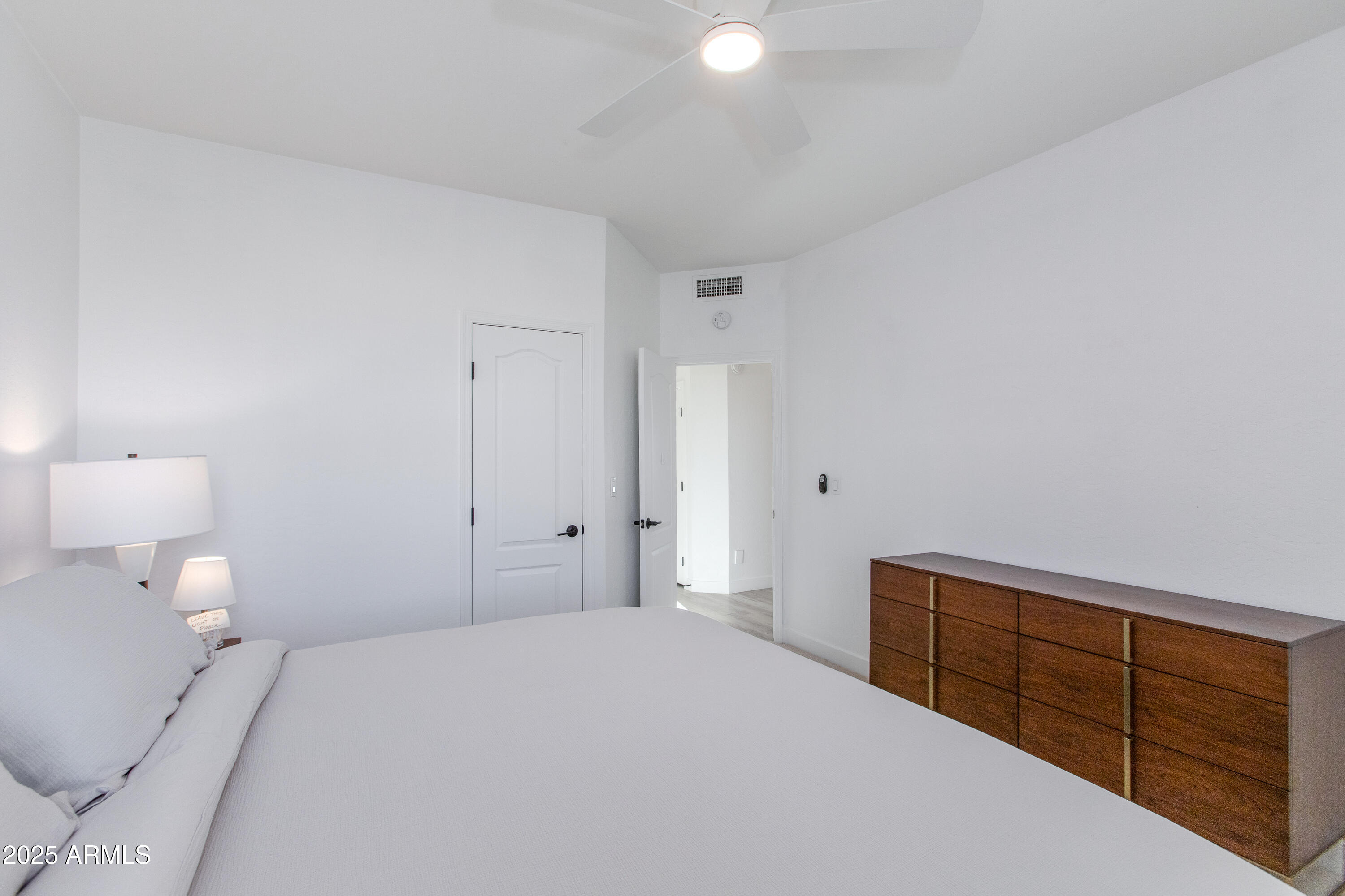 1331 E VOLTAIRE Avenue