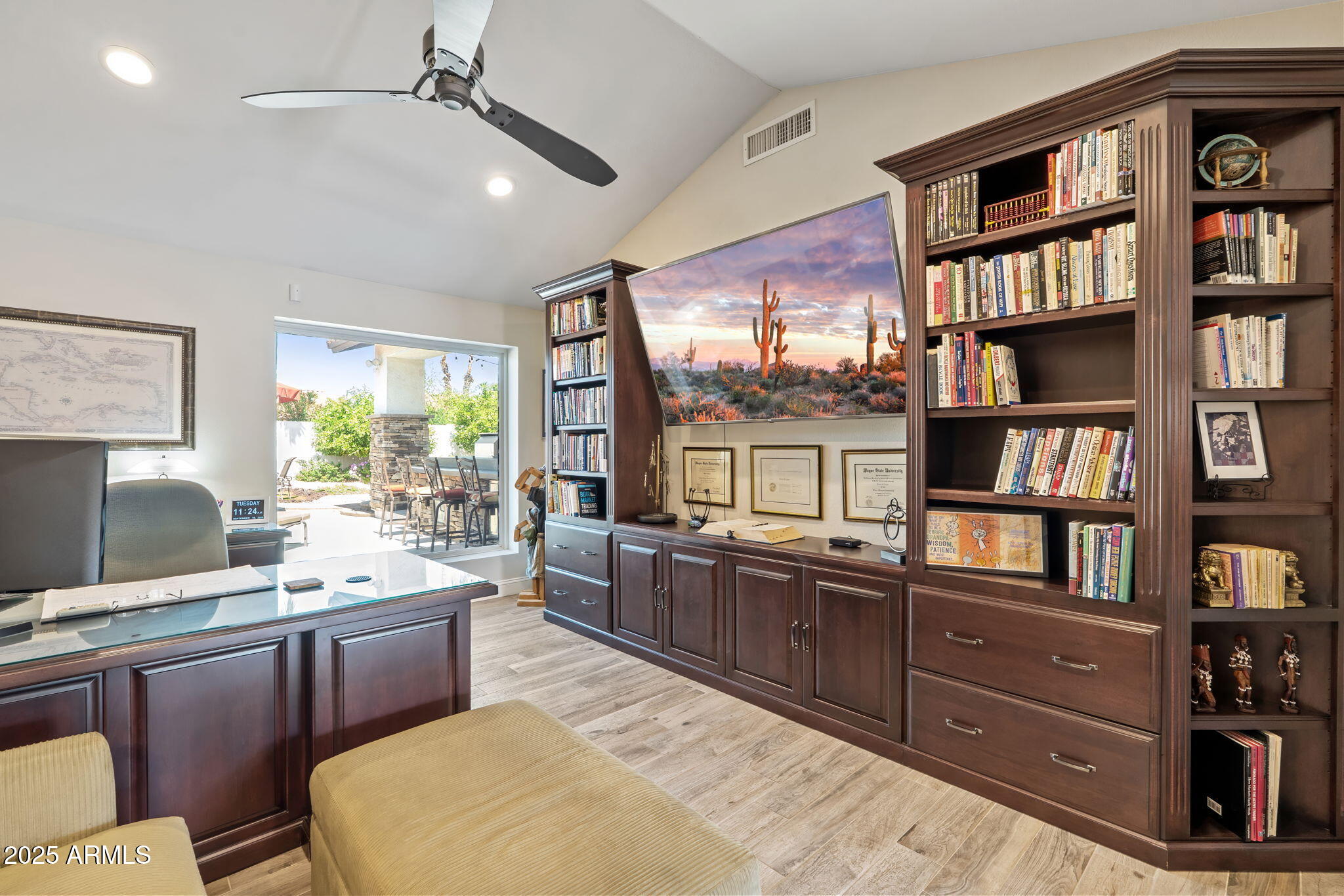 7510 E LARKSPUR Drive