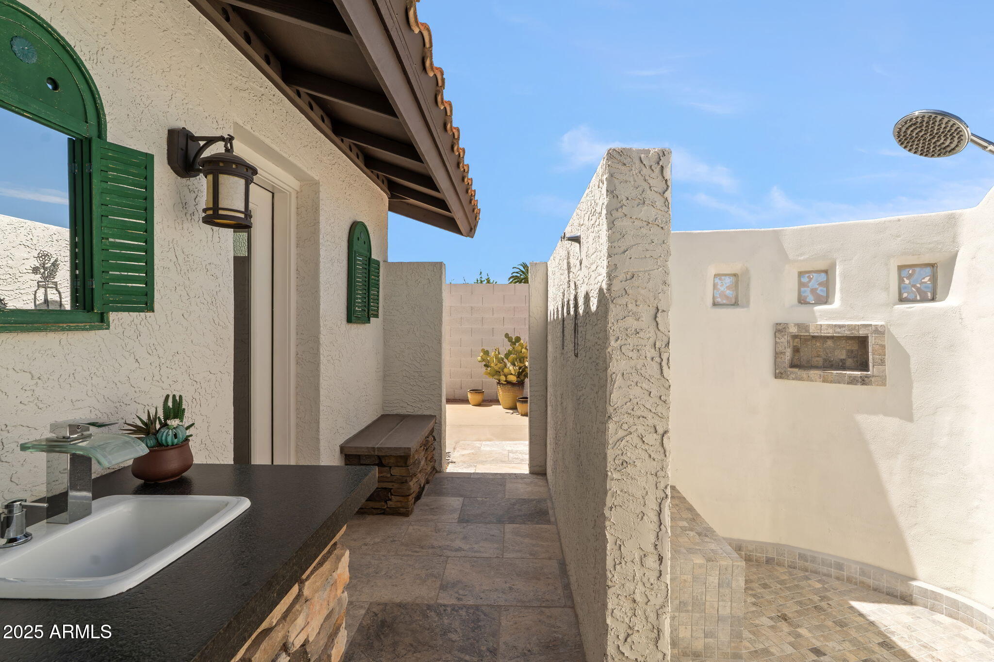 7510 E LARKSPUR Drive