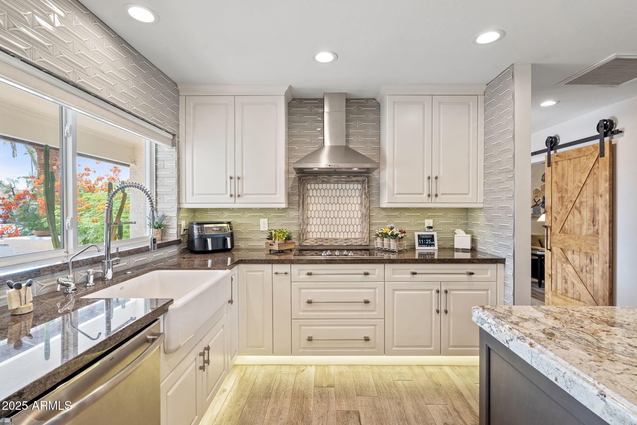 7510 E LARKSPUR Drive