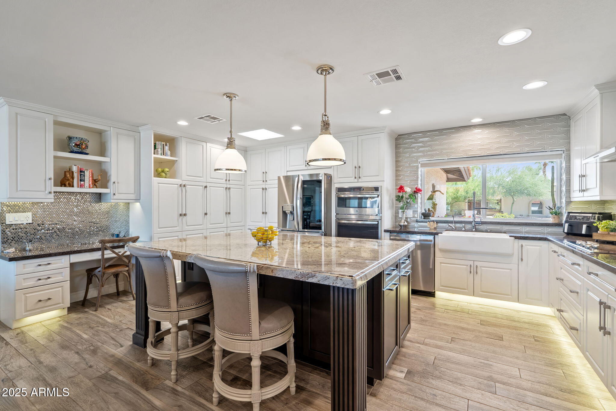 7510 E LARKSPUR Drive