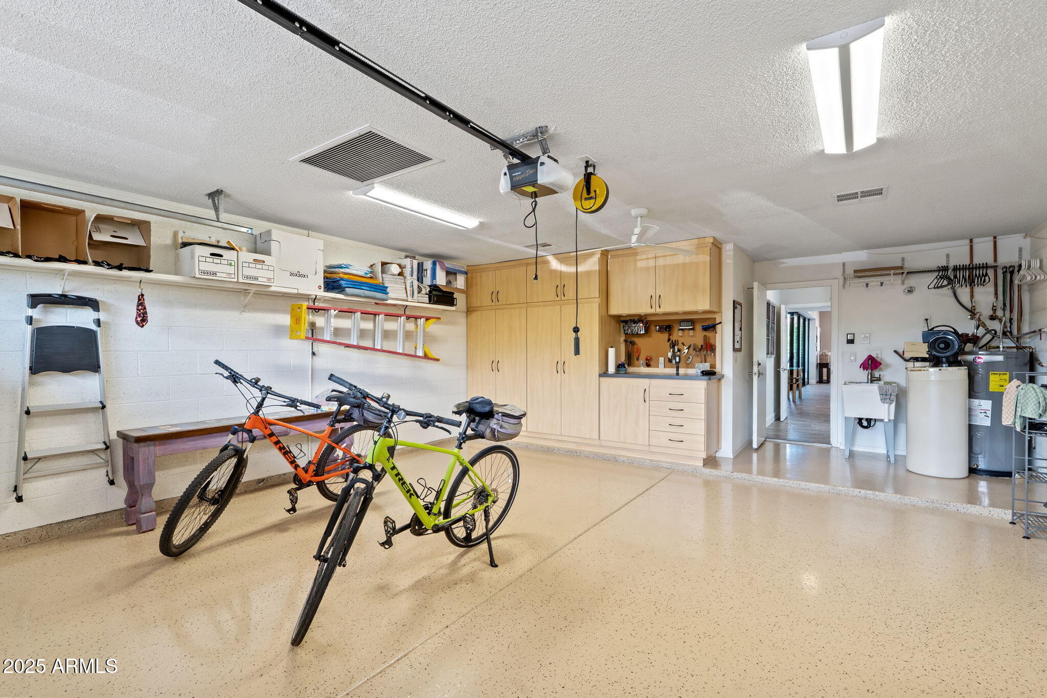 7510 E LARKSPUR Drive