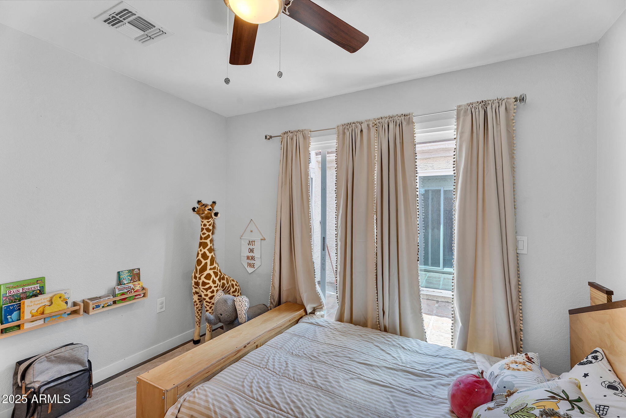 1510 E COMMERCE Avenue