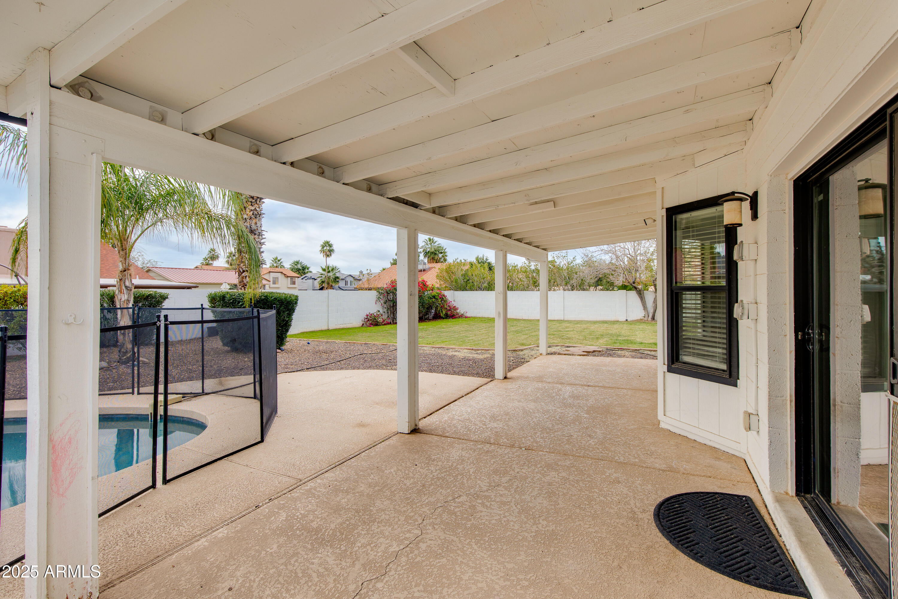 5201 E FELLARS Drive