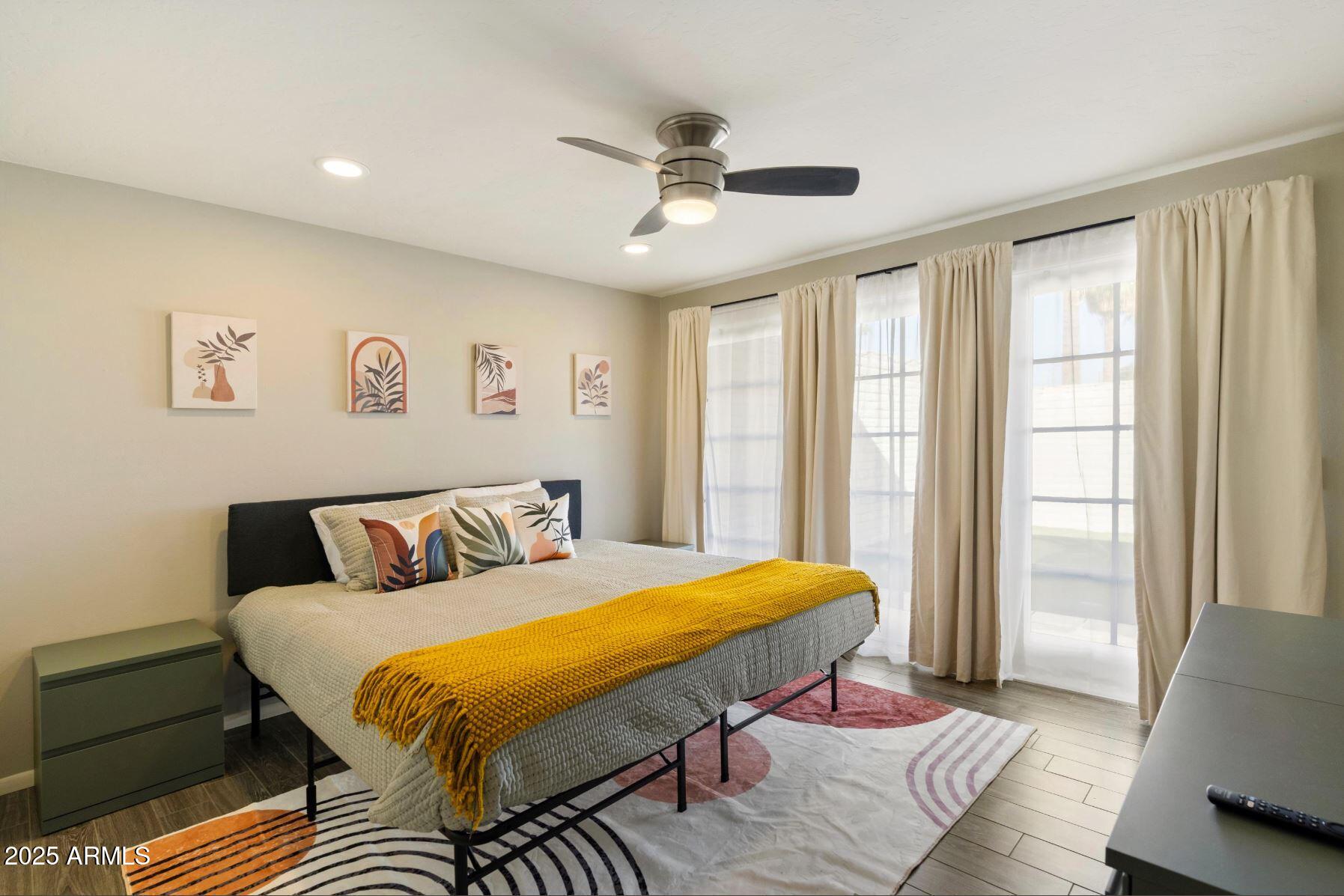 7802 E MACKENZIE Drive