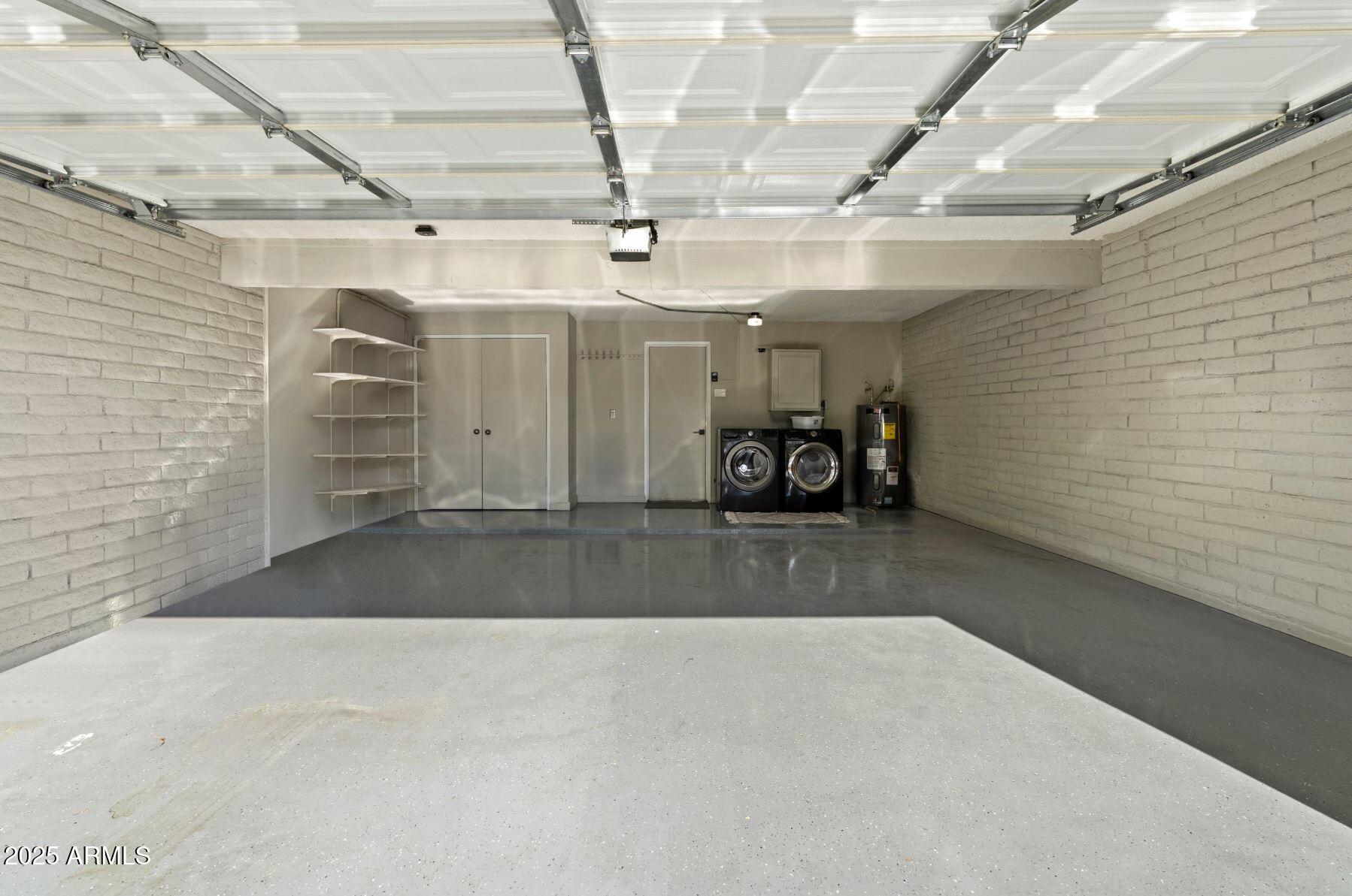 7802 E MACKENZIE Drive