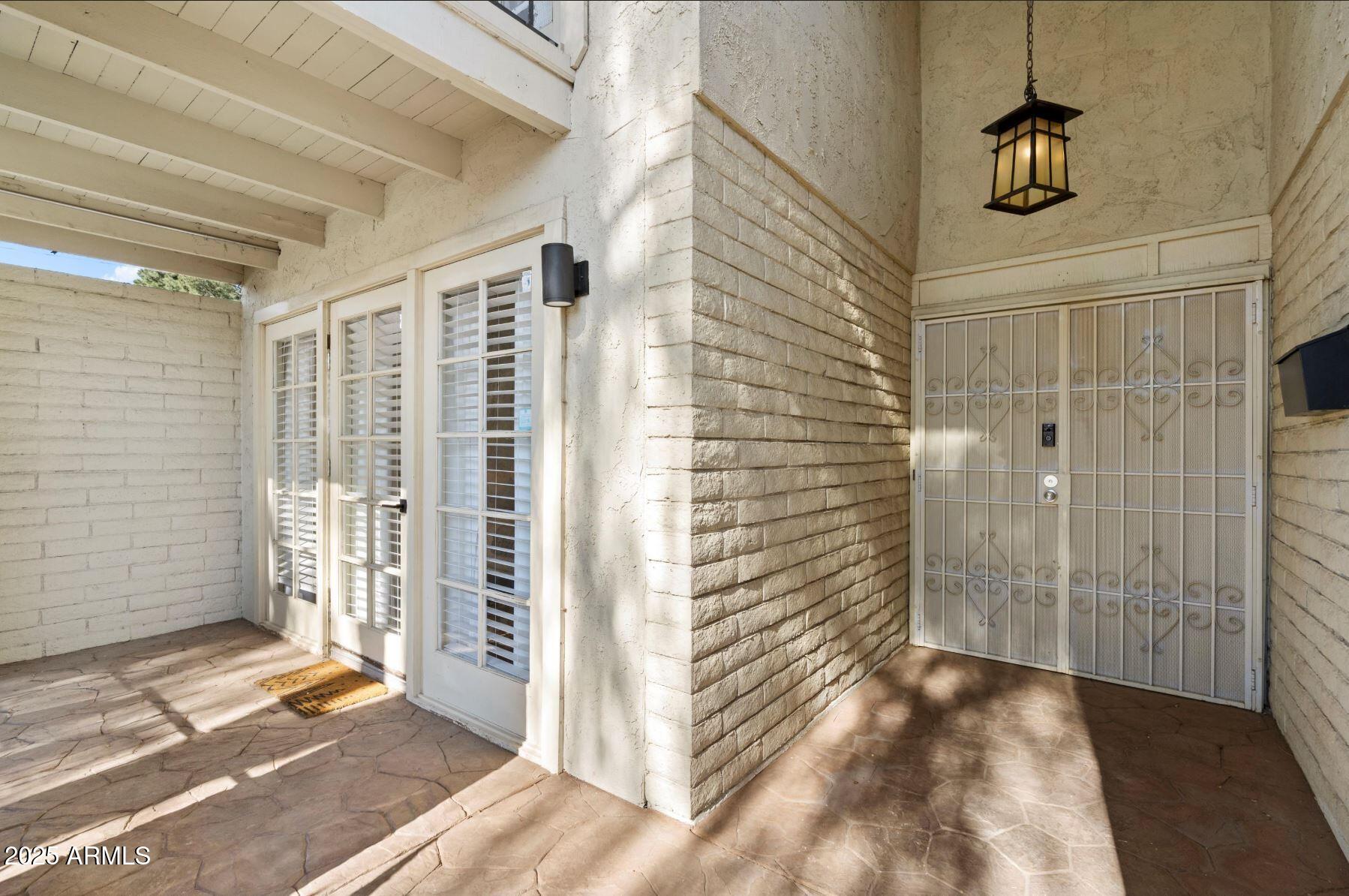 7802 E MACKENZIE Drive