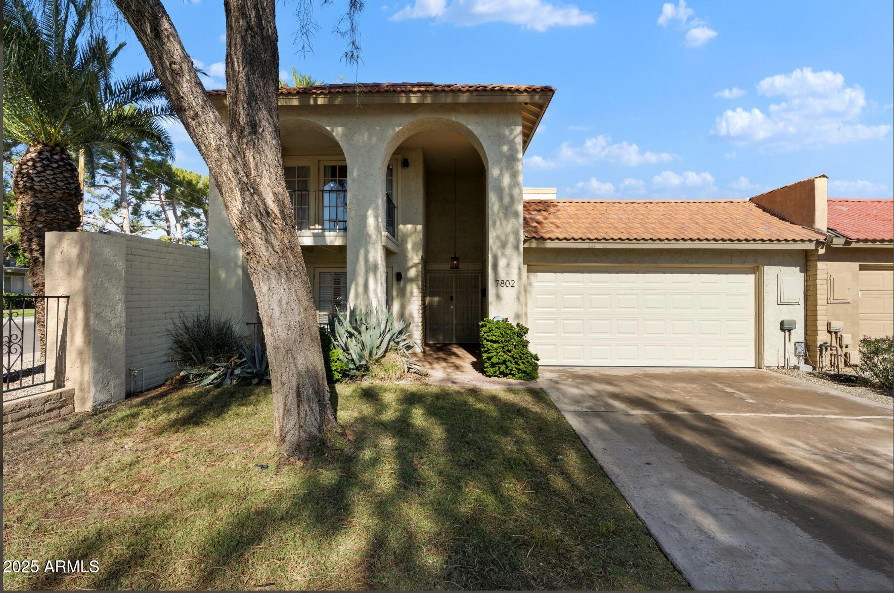 7802 E MACKENZIE Drive