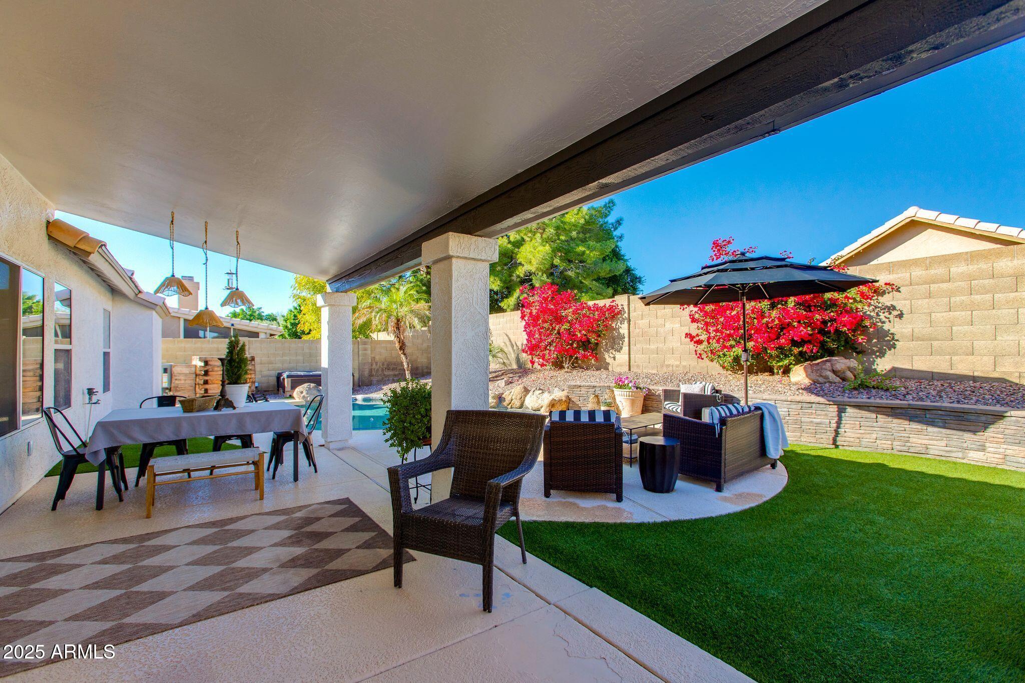 7458 E HANNIBAL Street