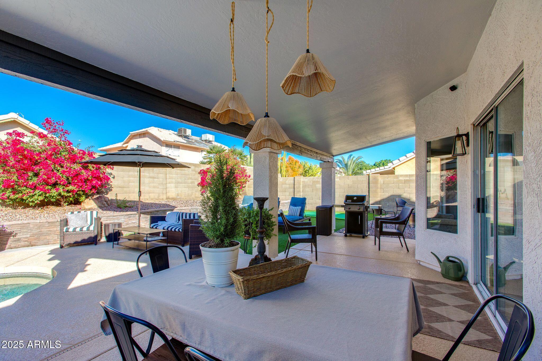 7458 E HANNIBAL Street