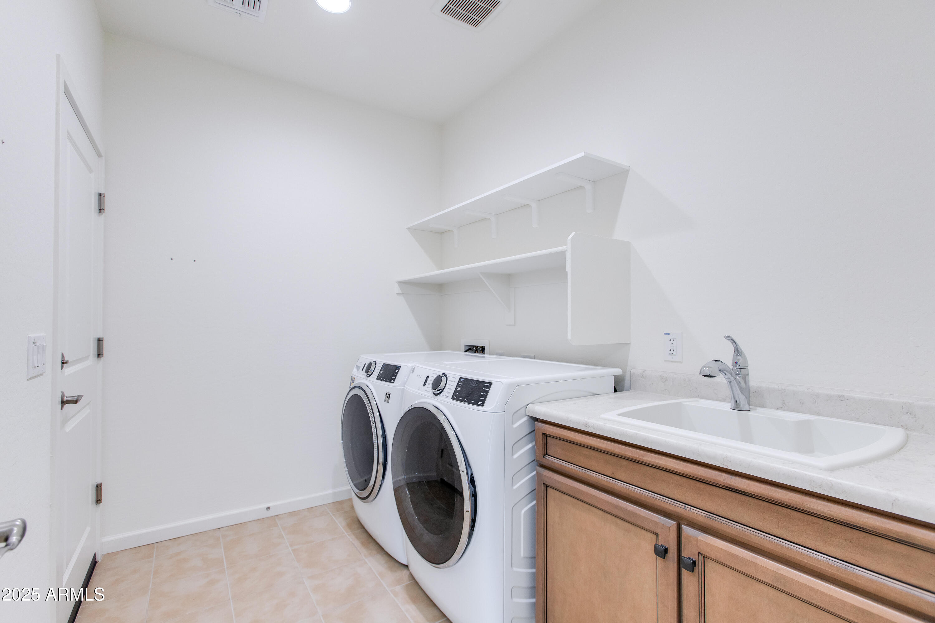 4125 CACTUS BLOSSOM Road