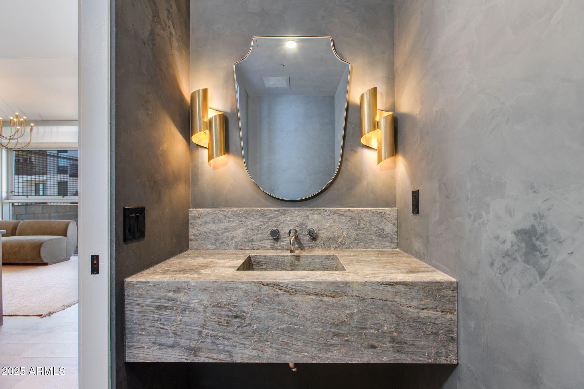 4747 N SCOTTSDALE Road Unit: 4007