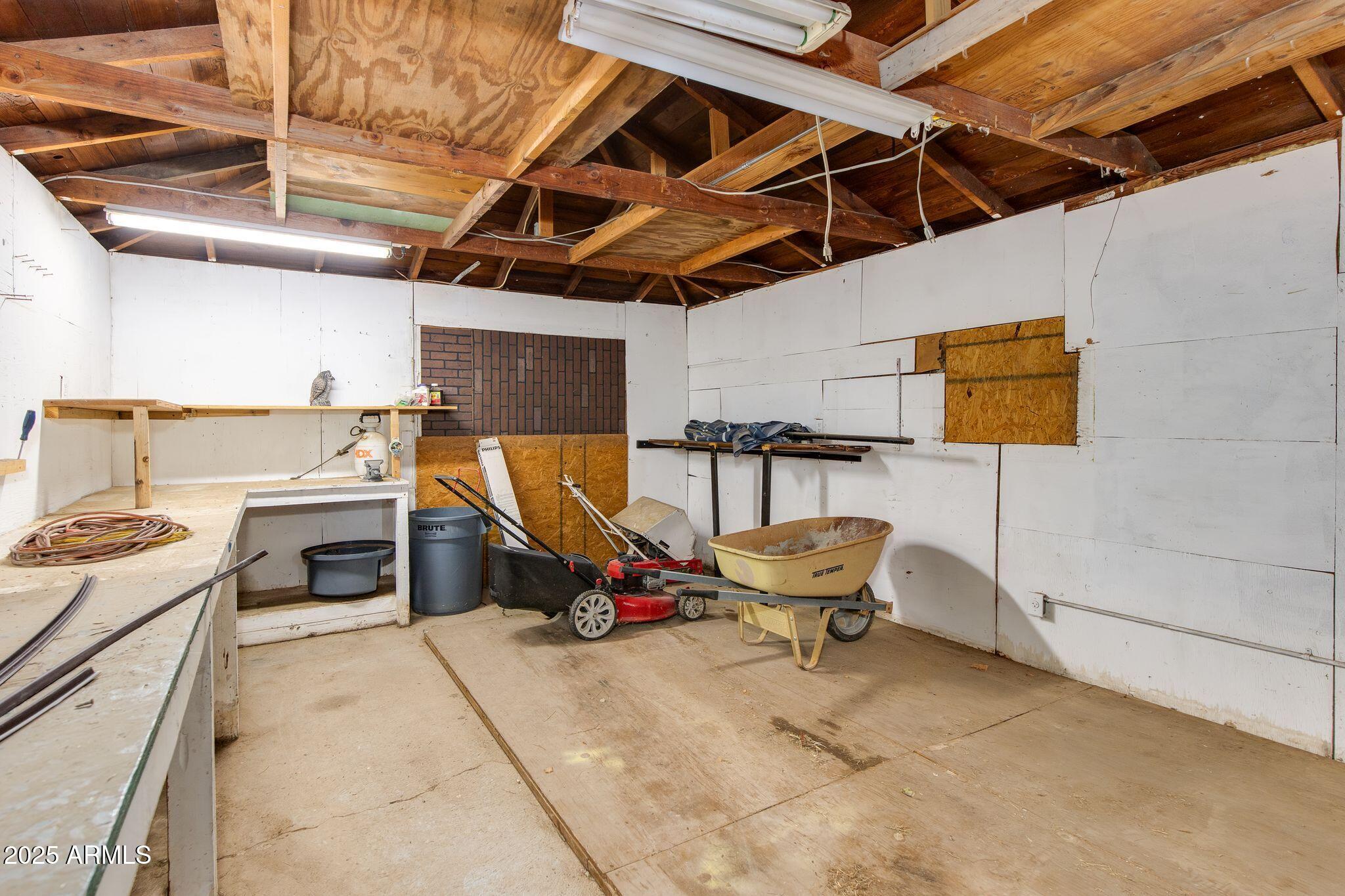 488 N WASHINGTON Street