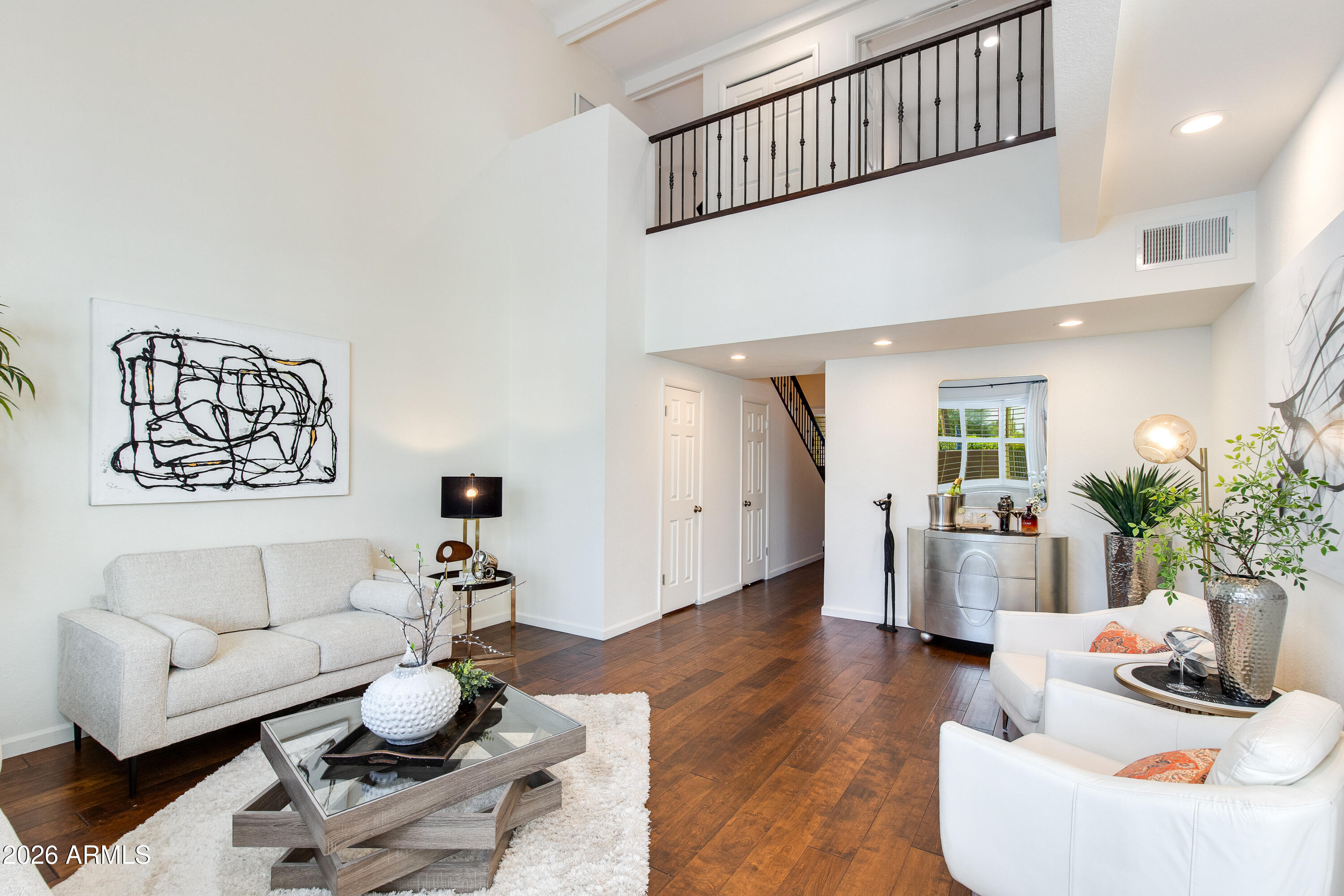10 W GEORGIA Avenue 6