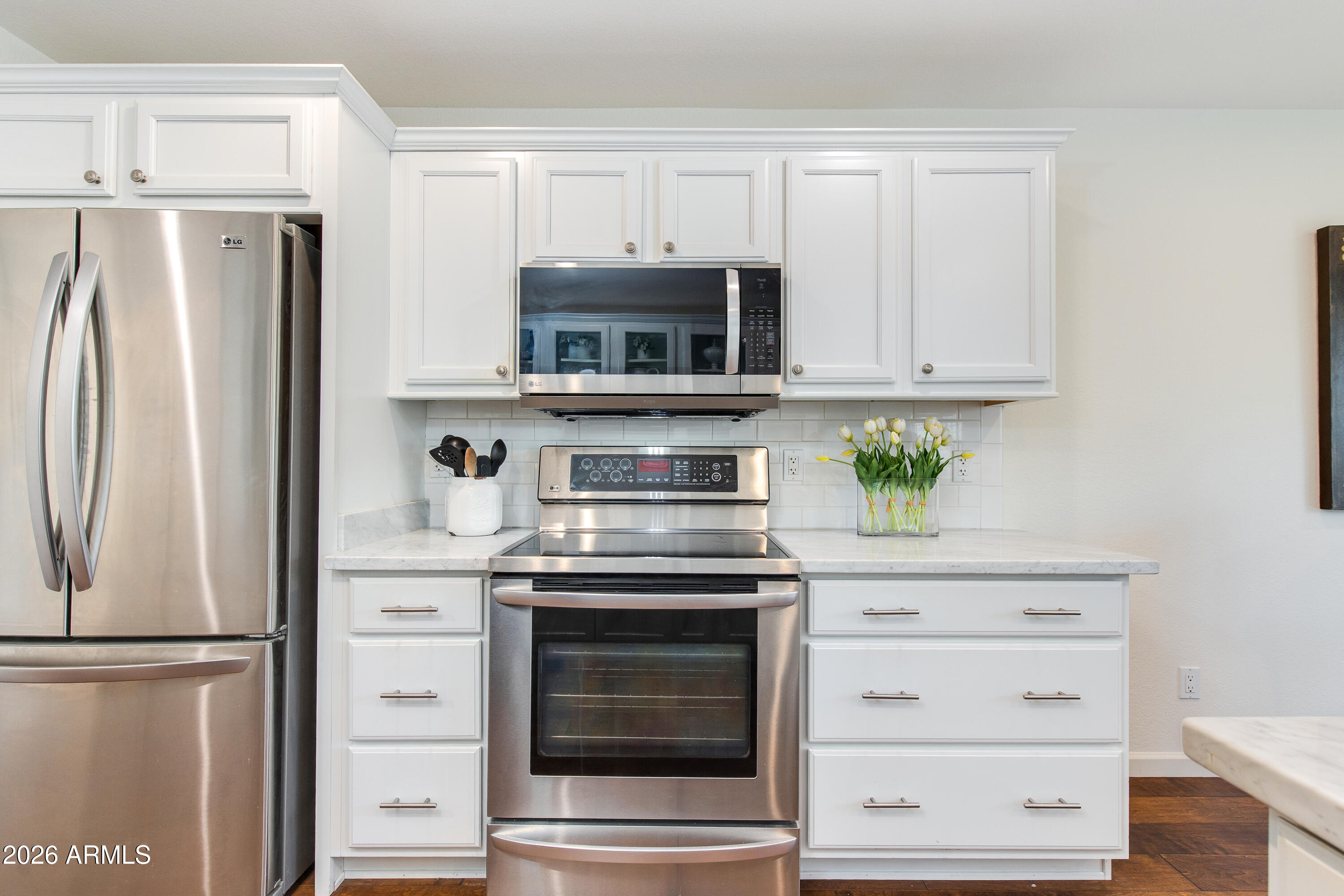 10 W GEORGIA Avenue 6