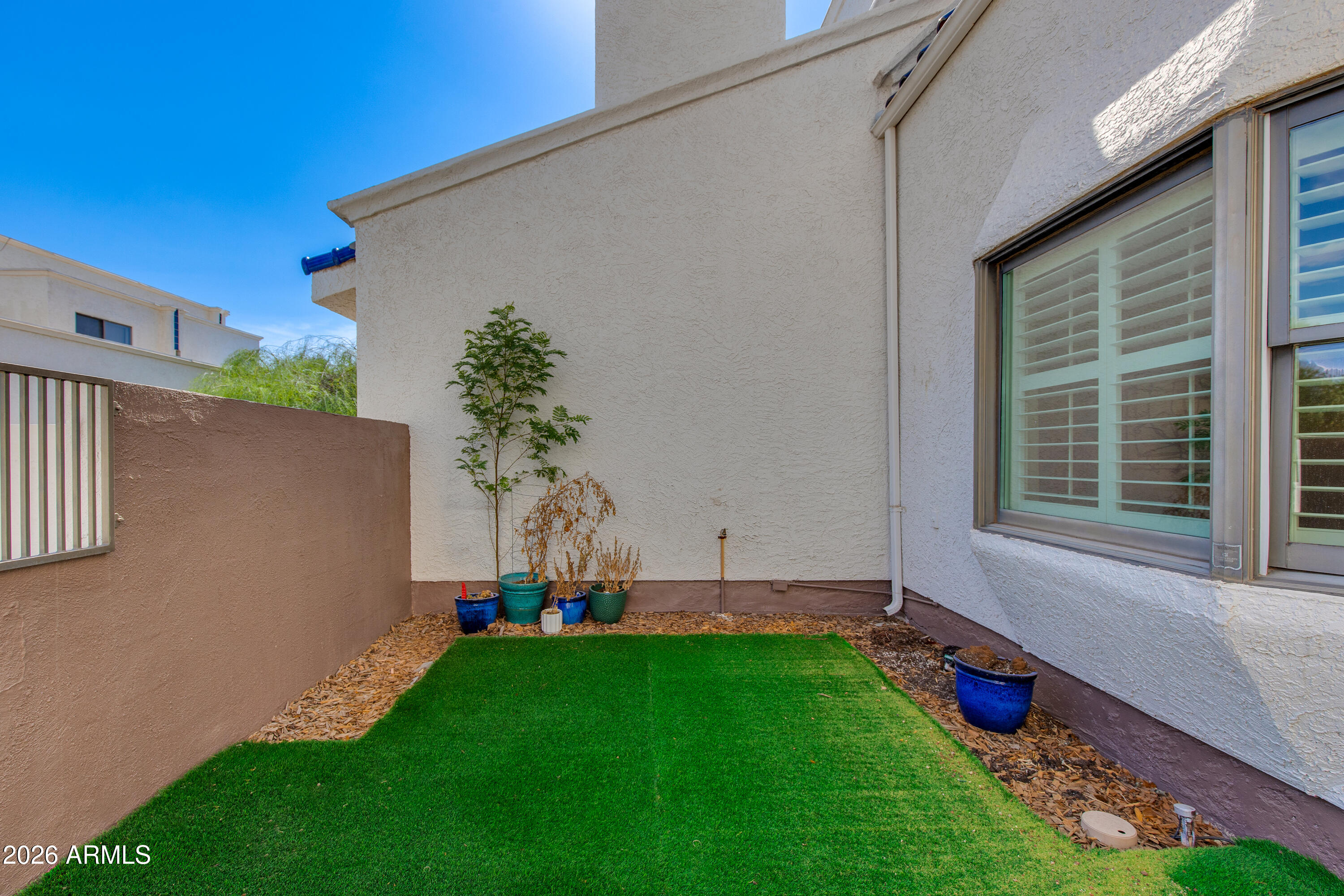 10 W GEORGIA Avenue 6