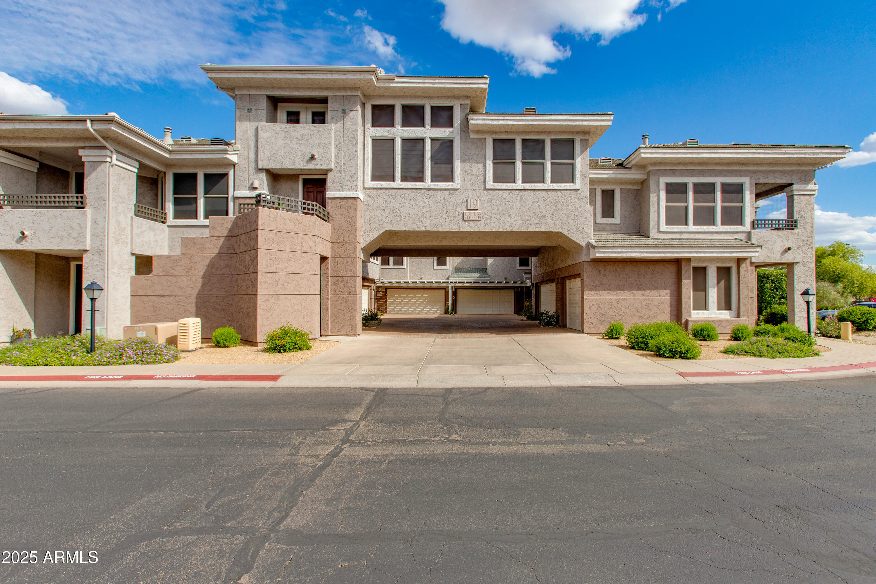 15221 N CLUBGATE Drive 2132