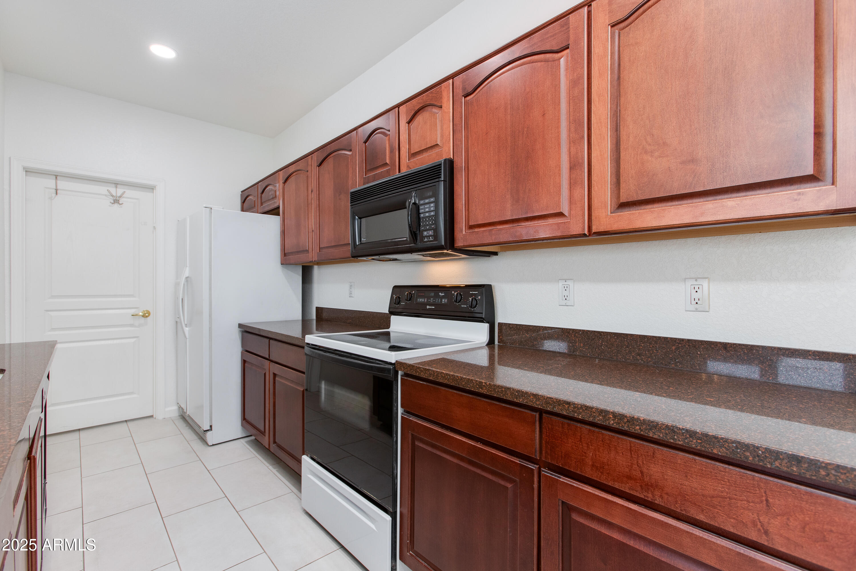 15221 N CLUBGATE Drive 2132