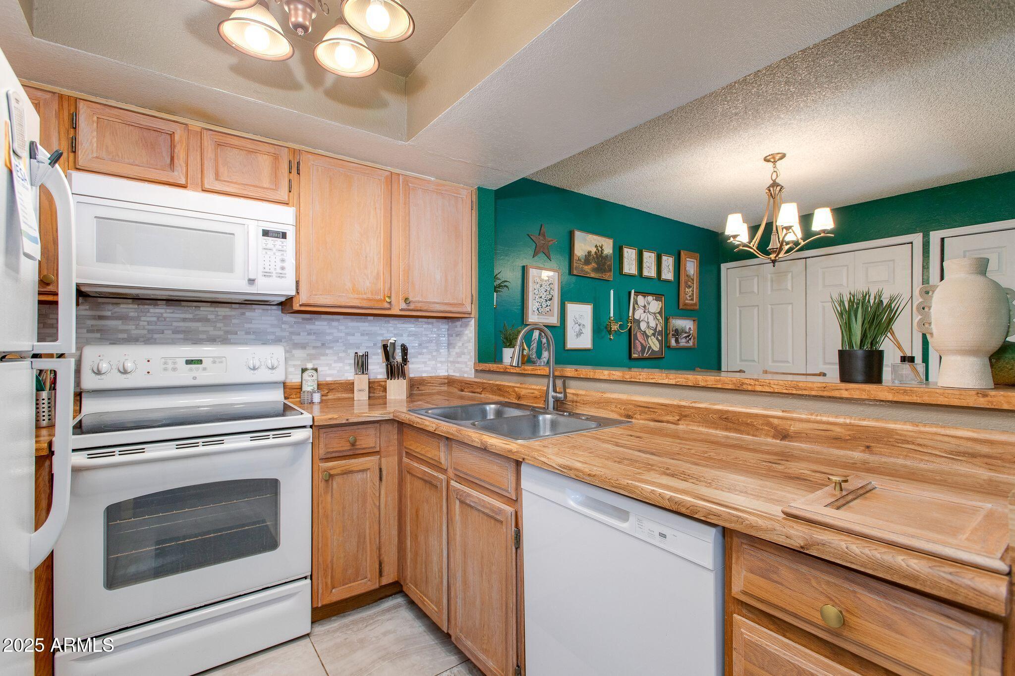 1645 W BASELINE Road 1058