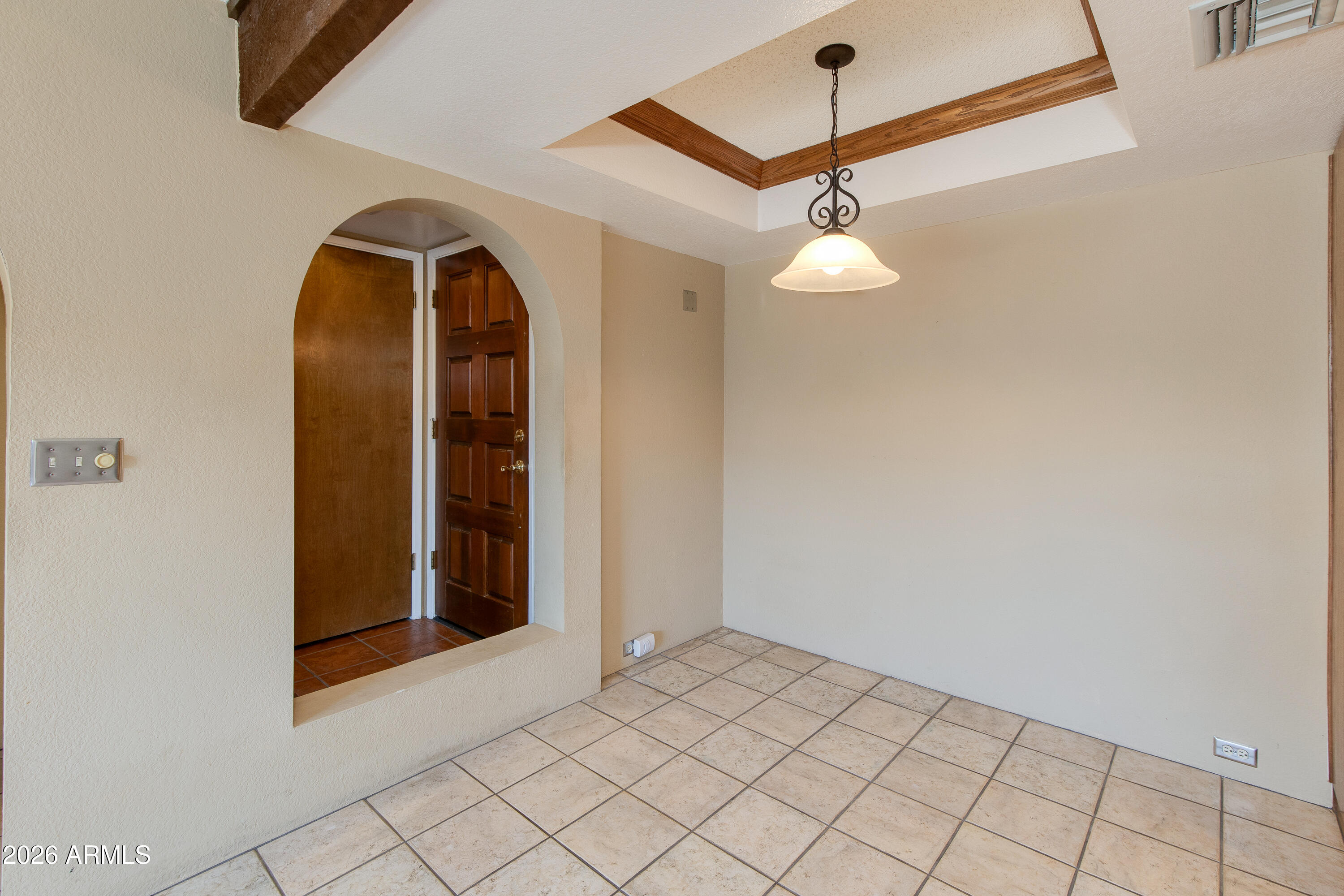 7557 N DREAMY DRAW Drive 240