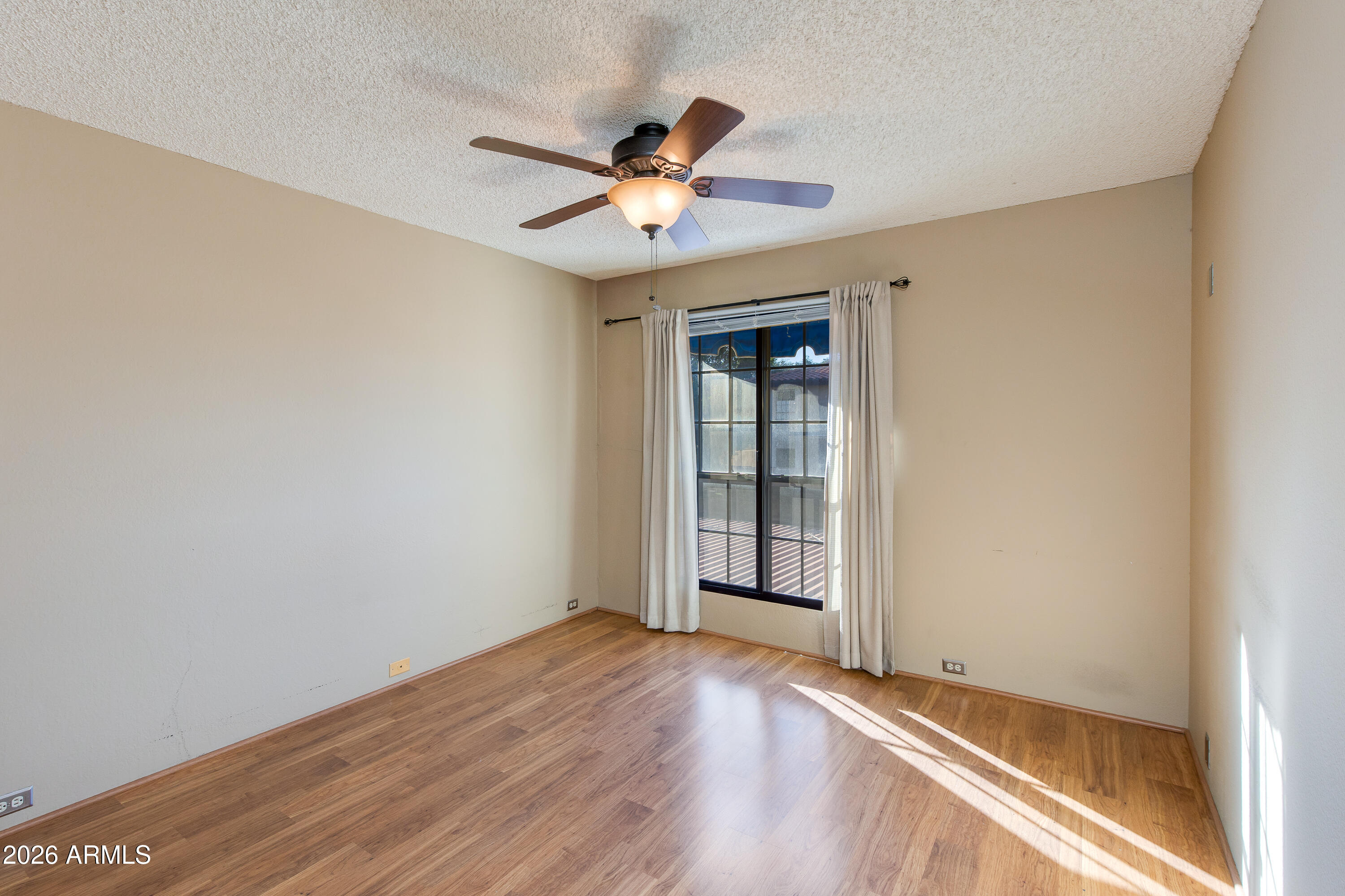 7557 N DREAMY DRAW Drive 240