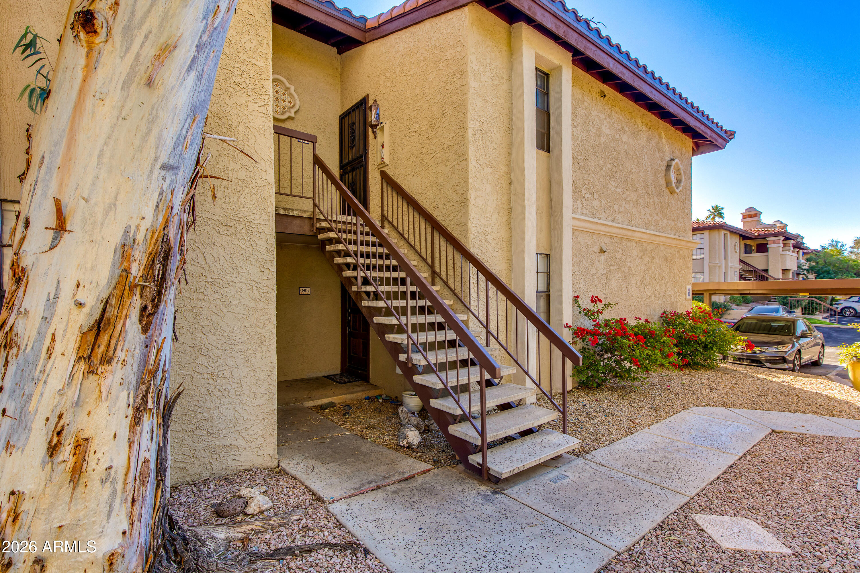 7557 N DREAMY DRAW Drive 240