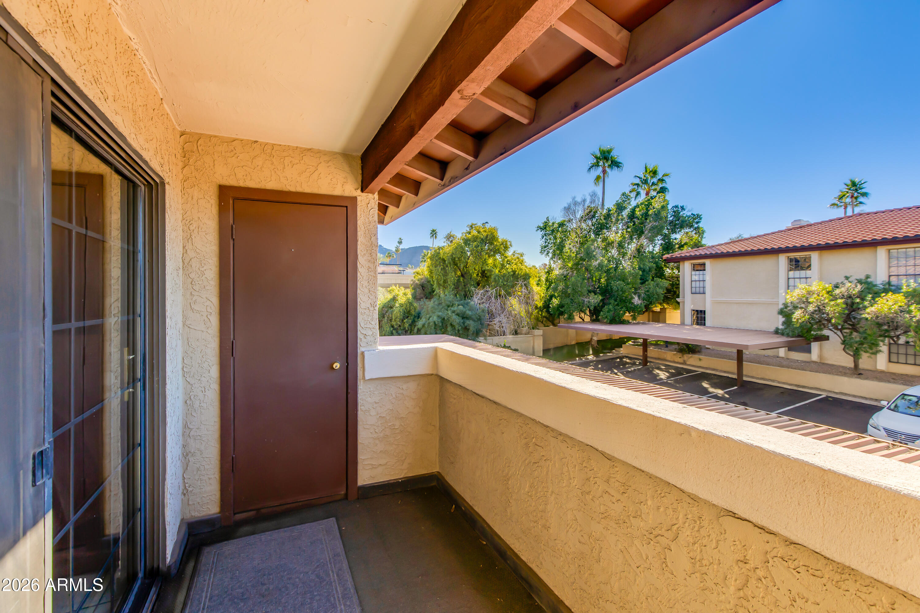 7557 N DREAMY DRAW Drive 240