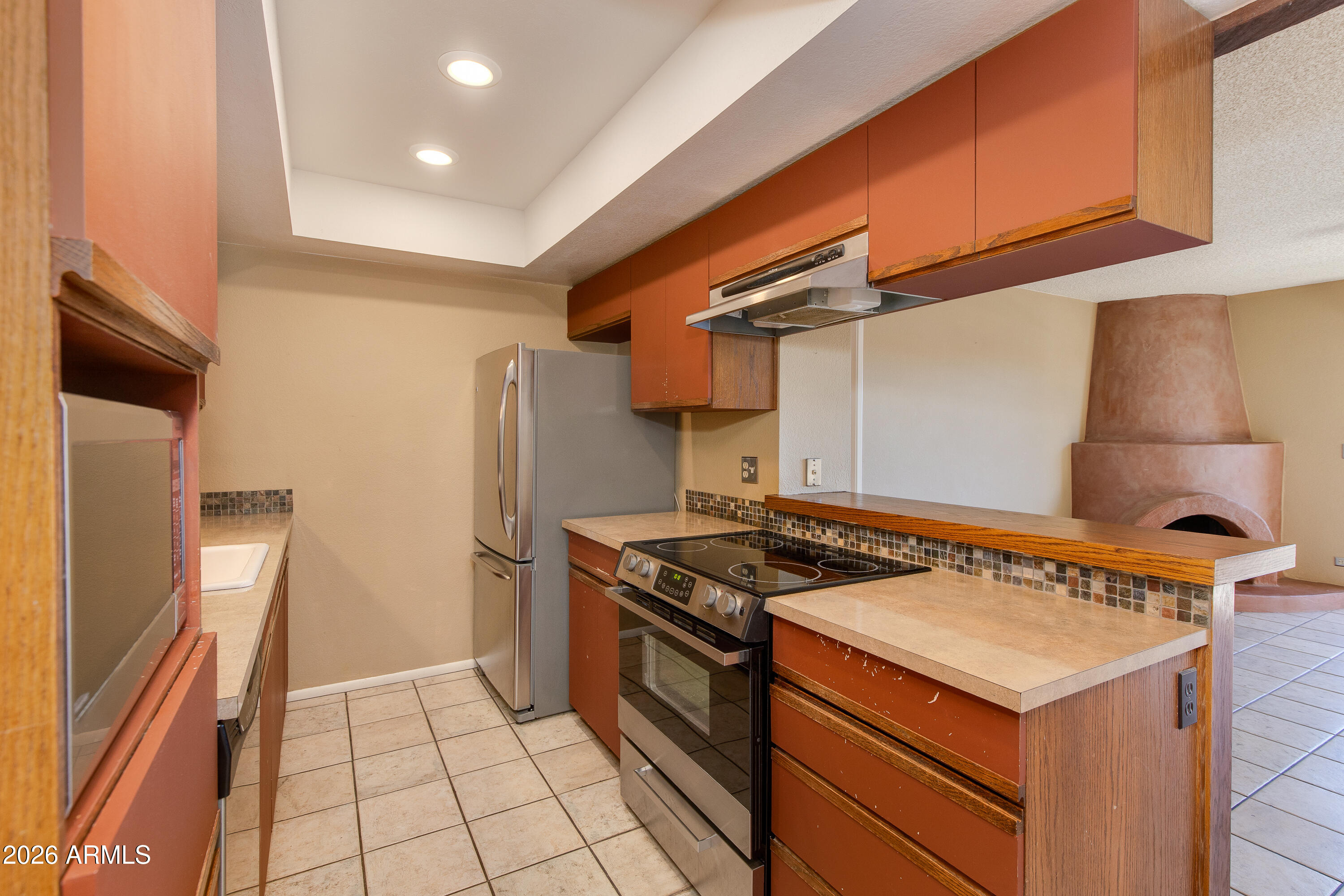 7557 N DREAMY DRAW Drive 240