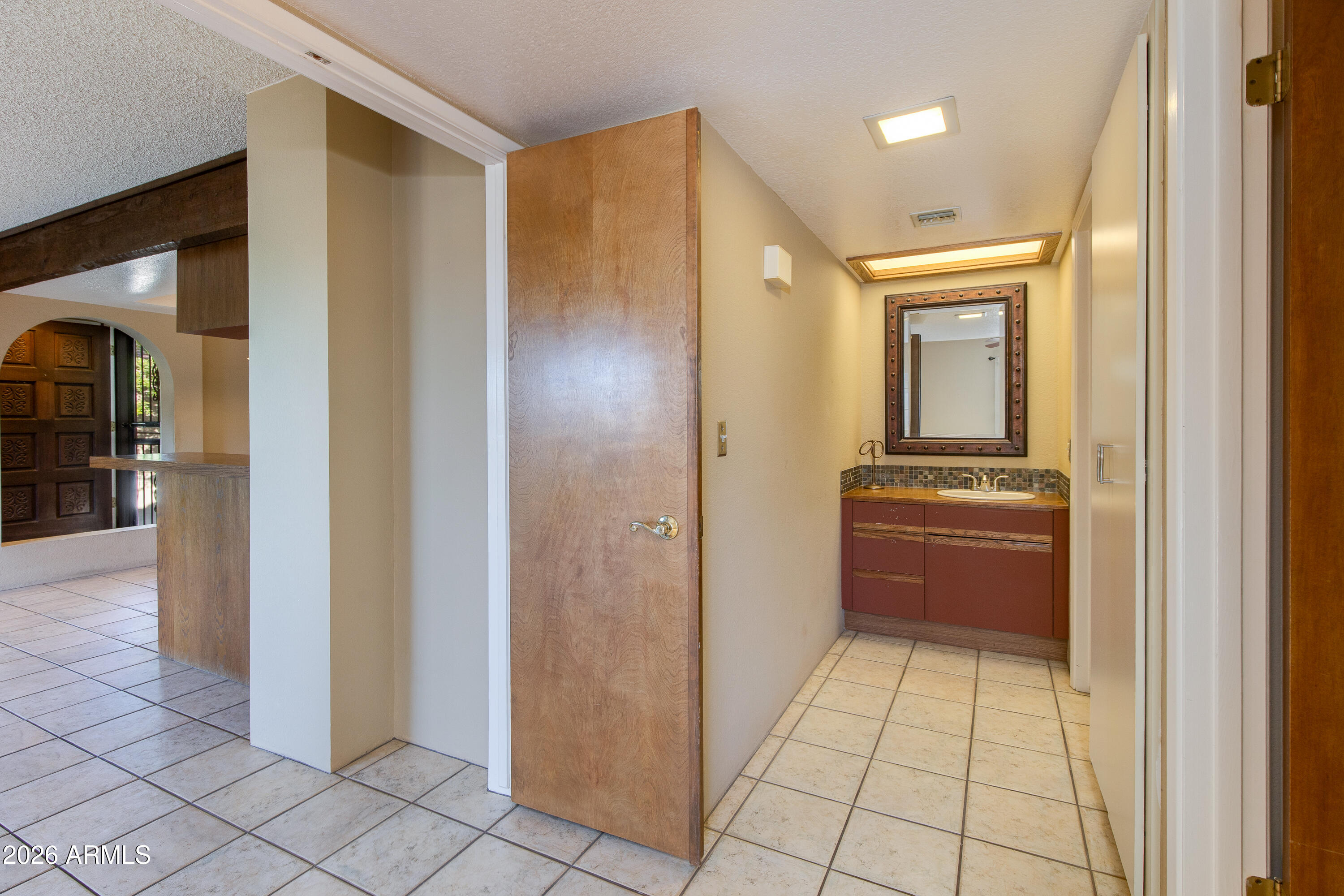 7557 N DREAMY DRAW Drive 240