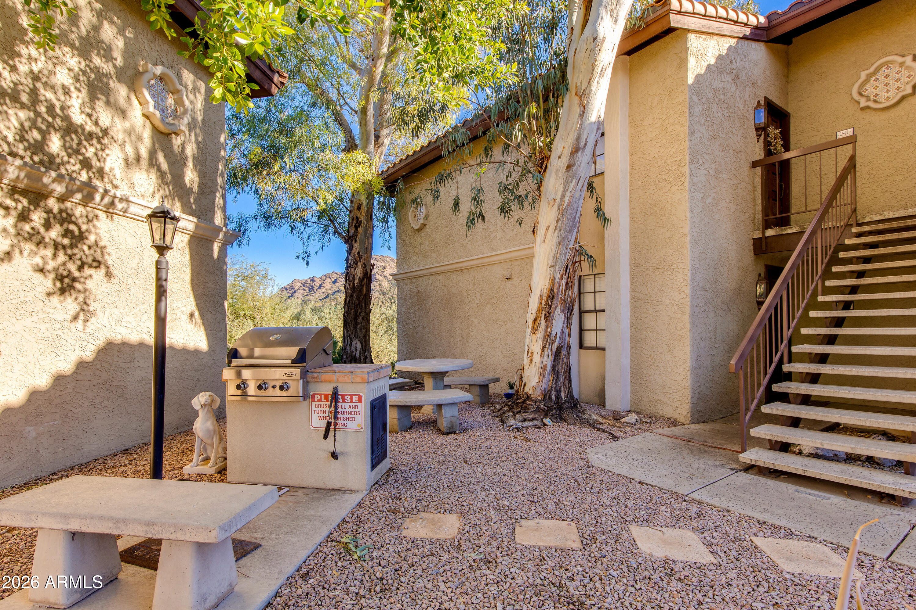 7557 N DREAMY DRAW Drive 240