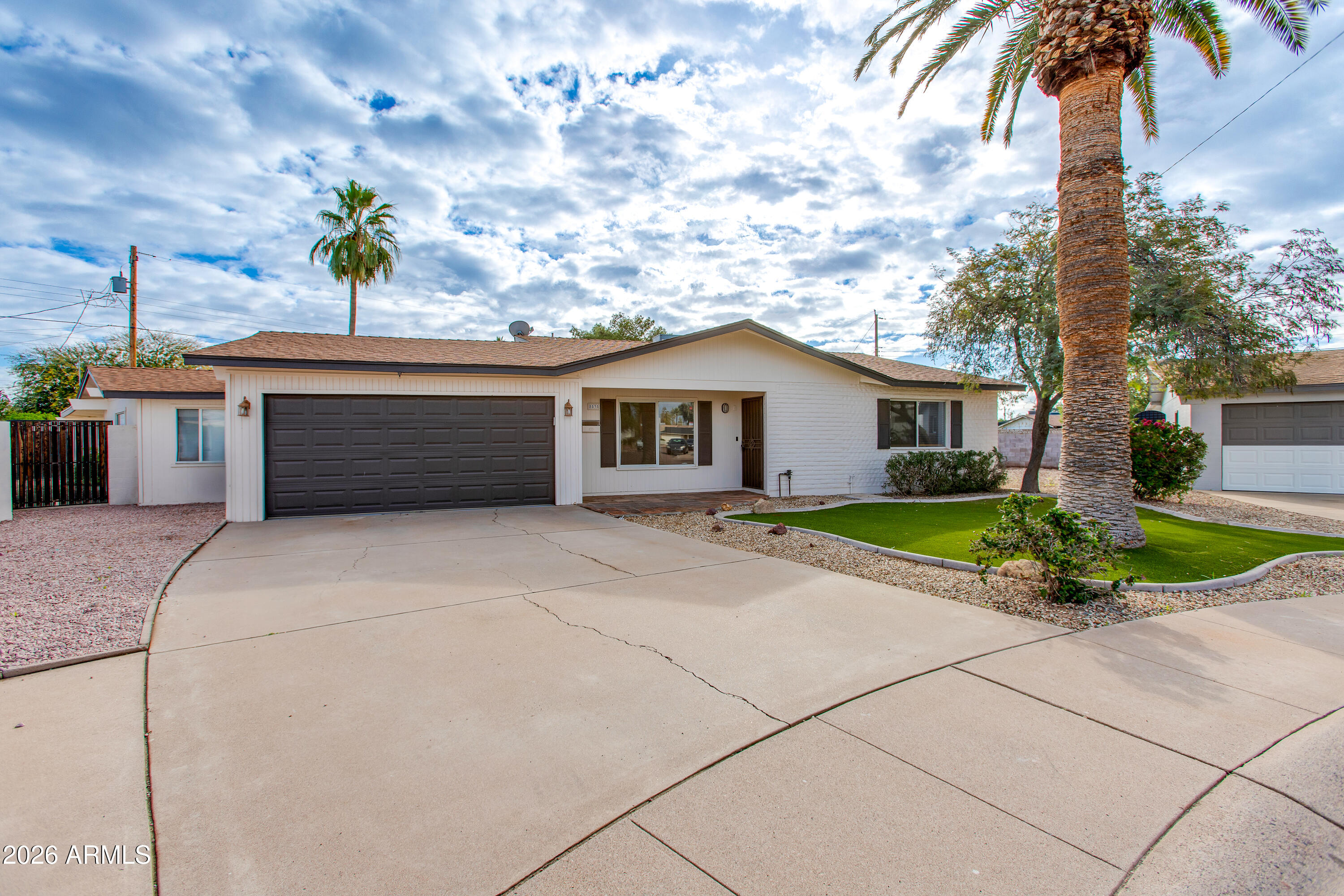 8535 E AMELIA Avenue