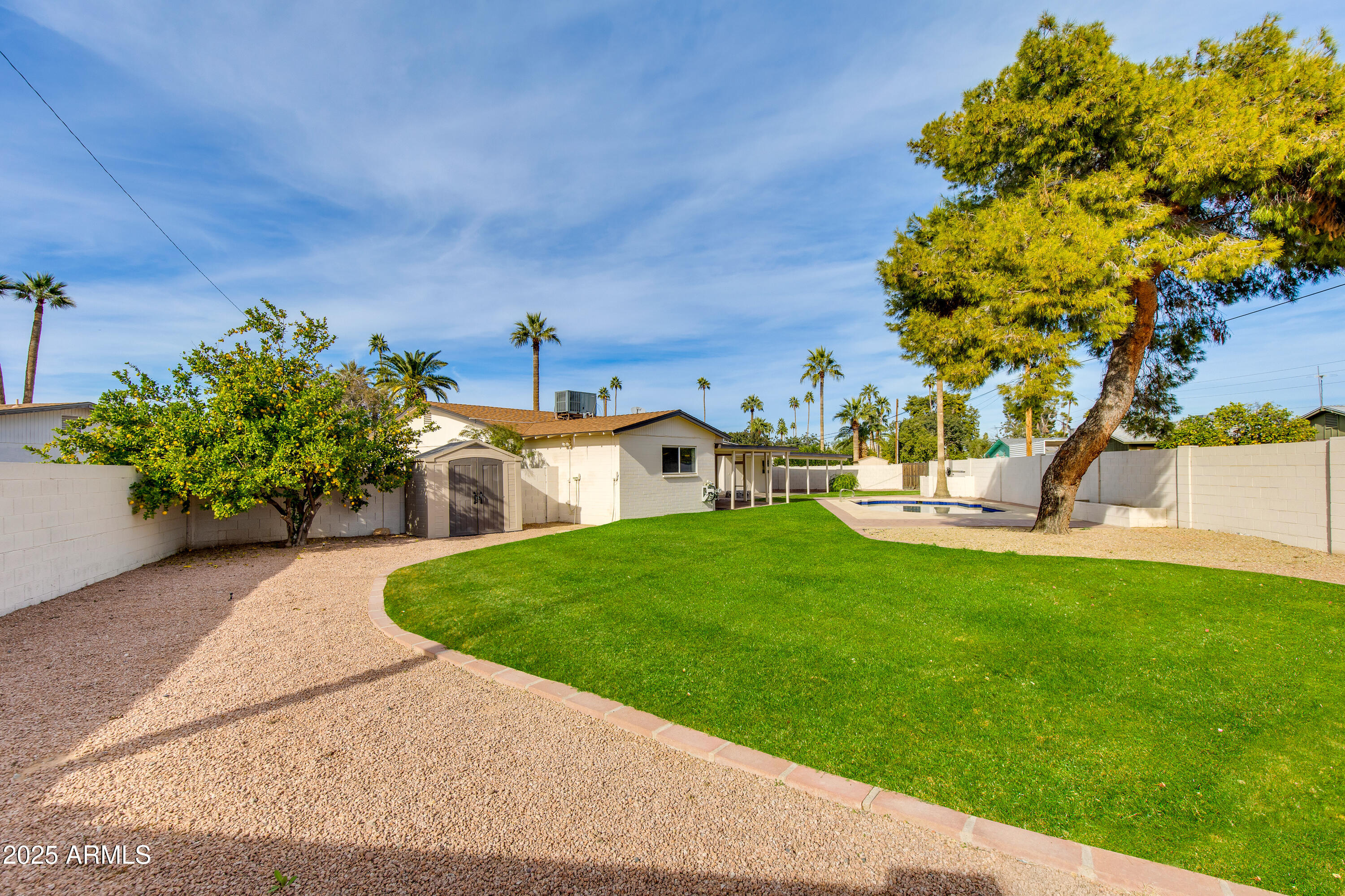 8535 E AMELIA Avenue