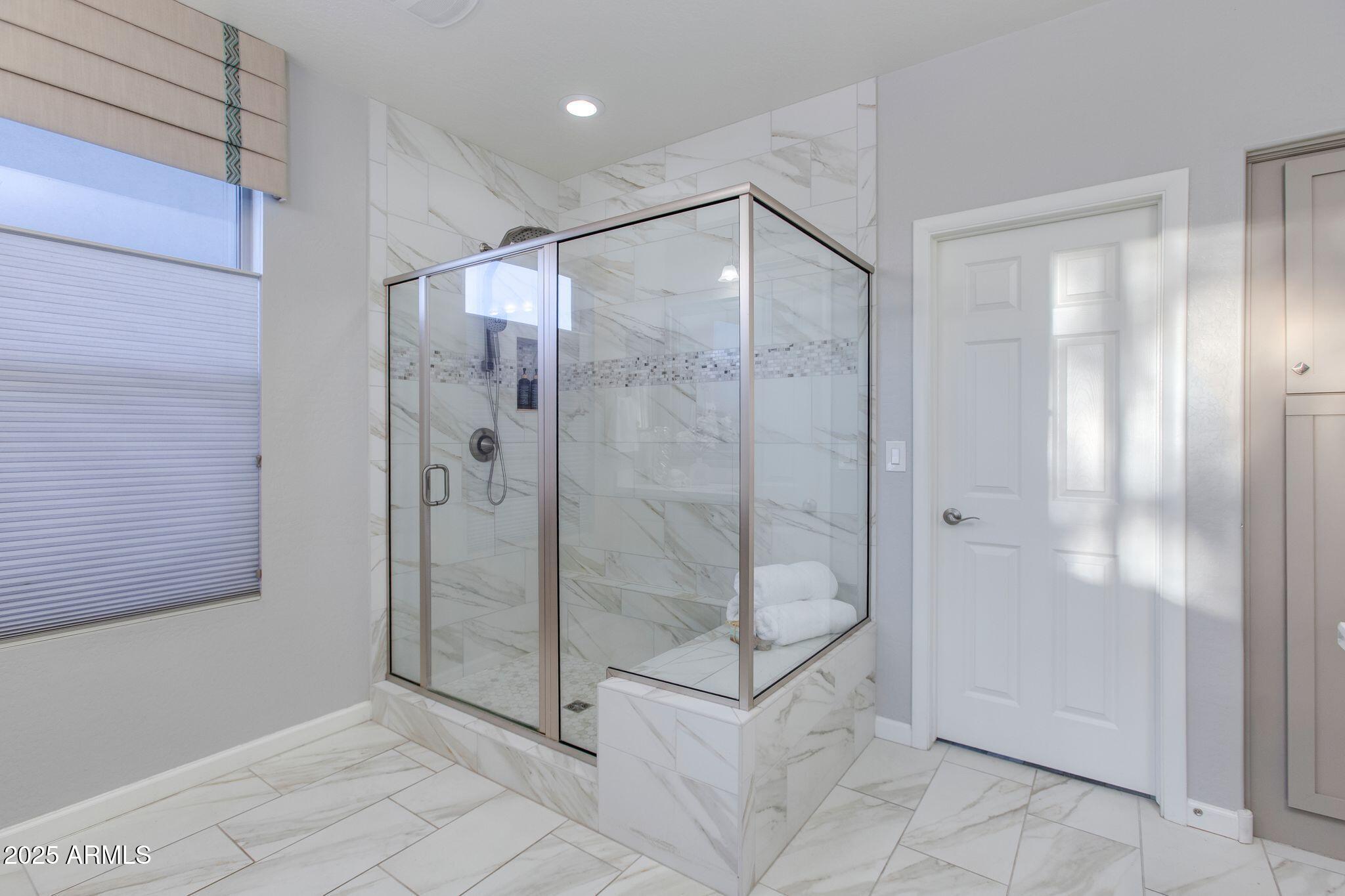 3800 GOLD RIDGE Road