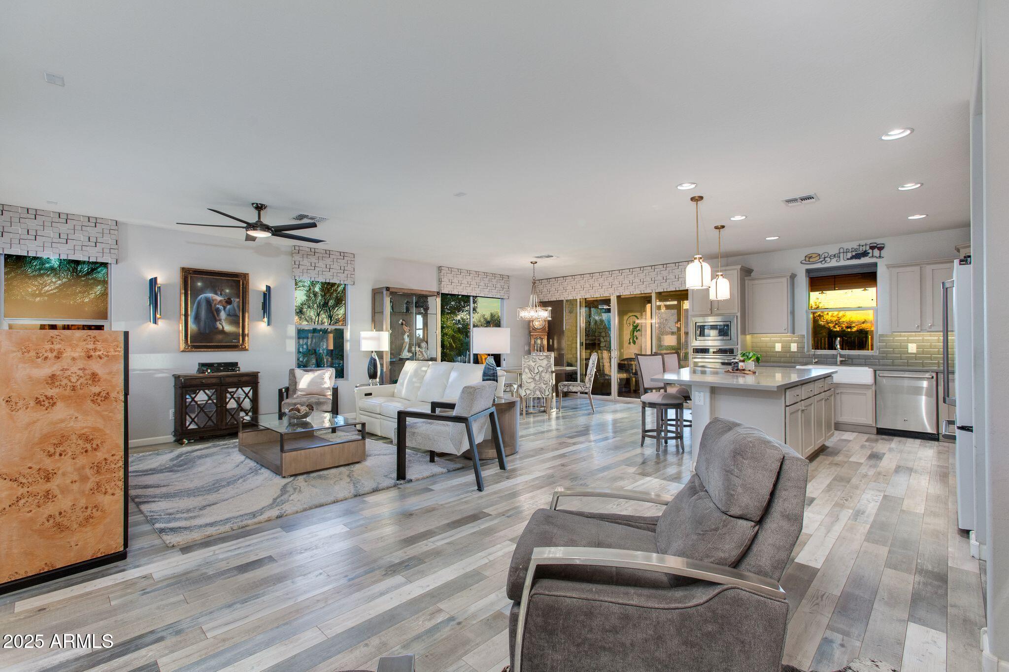 3800 GOLD RIDGE Road