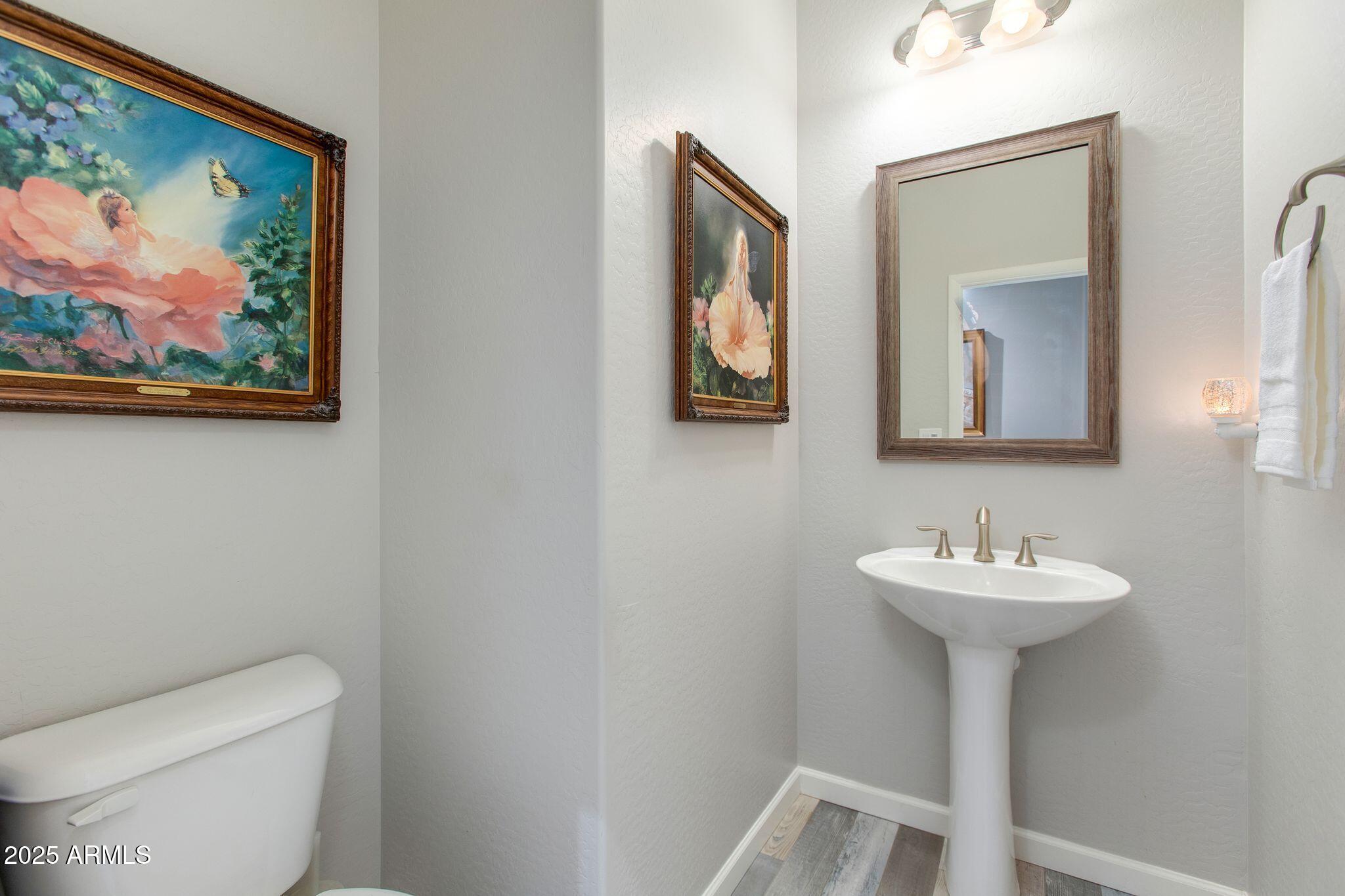 3800 GOLD RIDGE Road