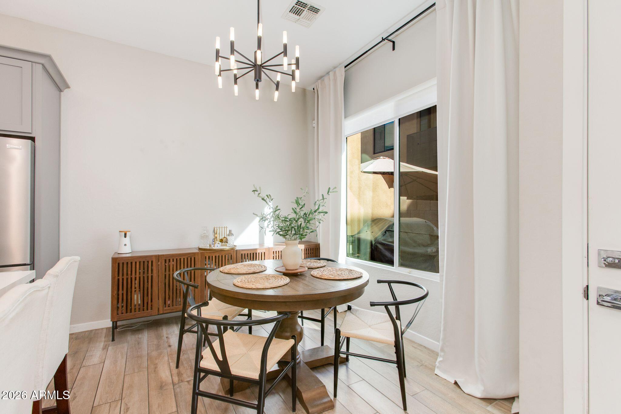 901 S SMITH Road 1063