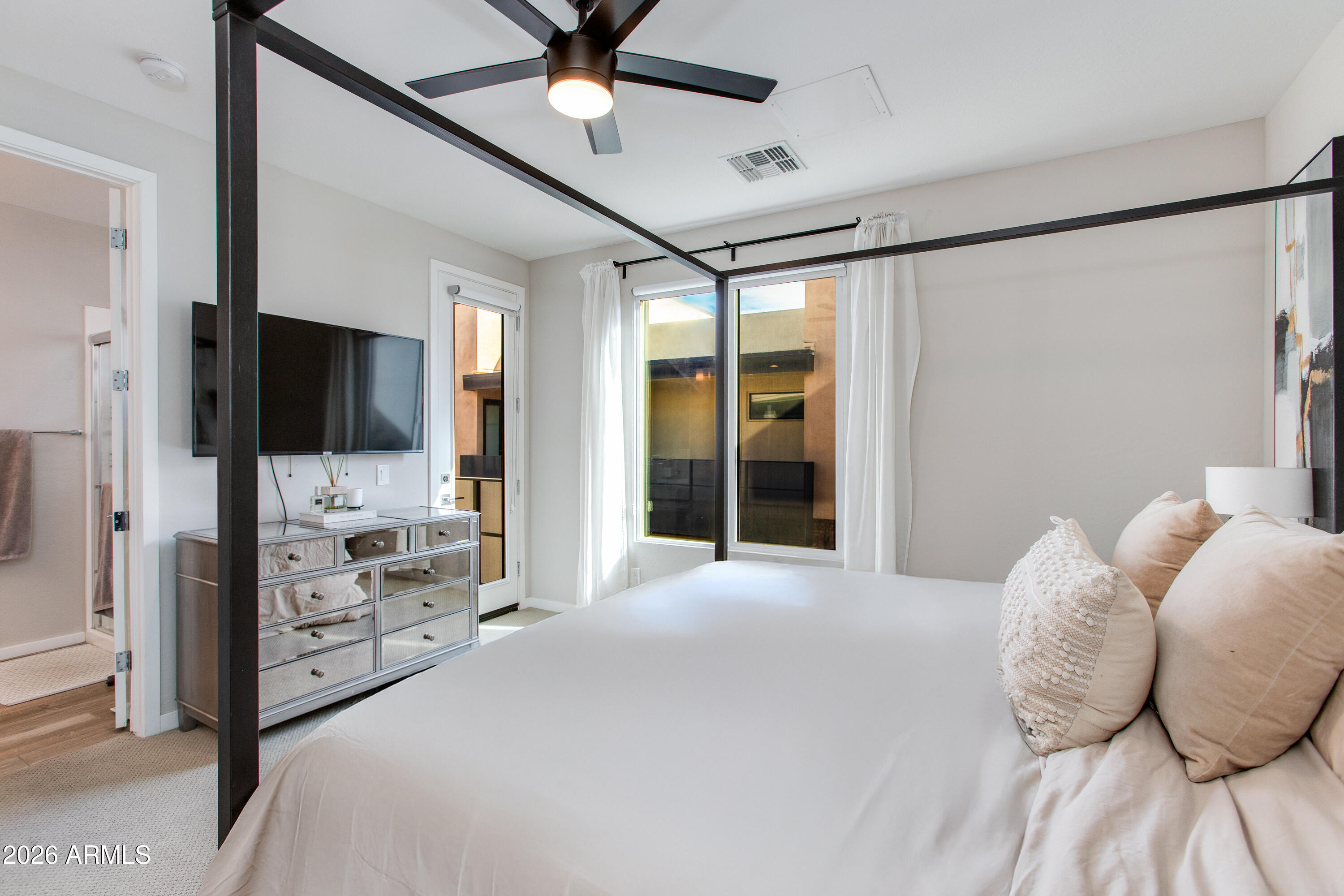 901 S SMITH Road 1063