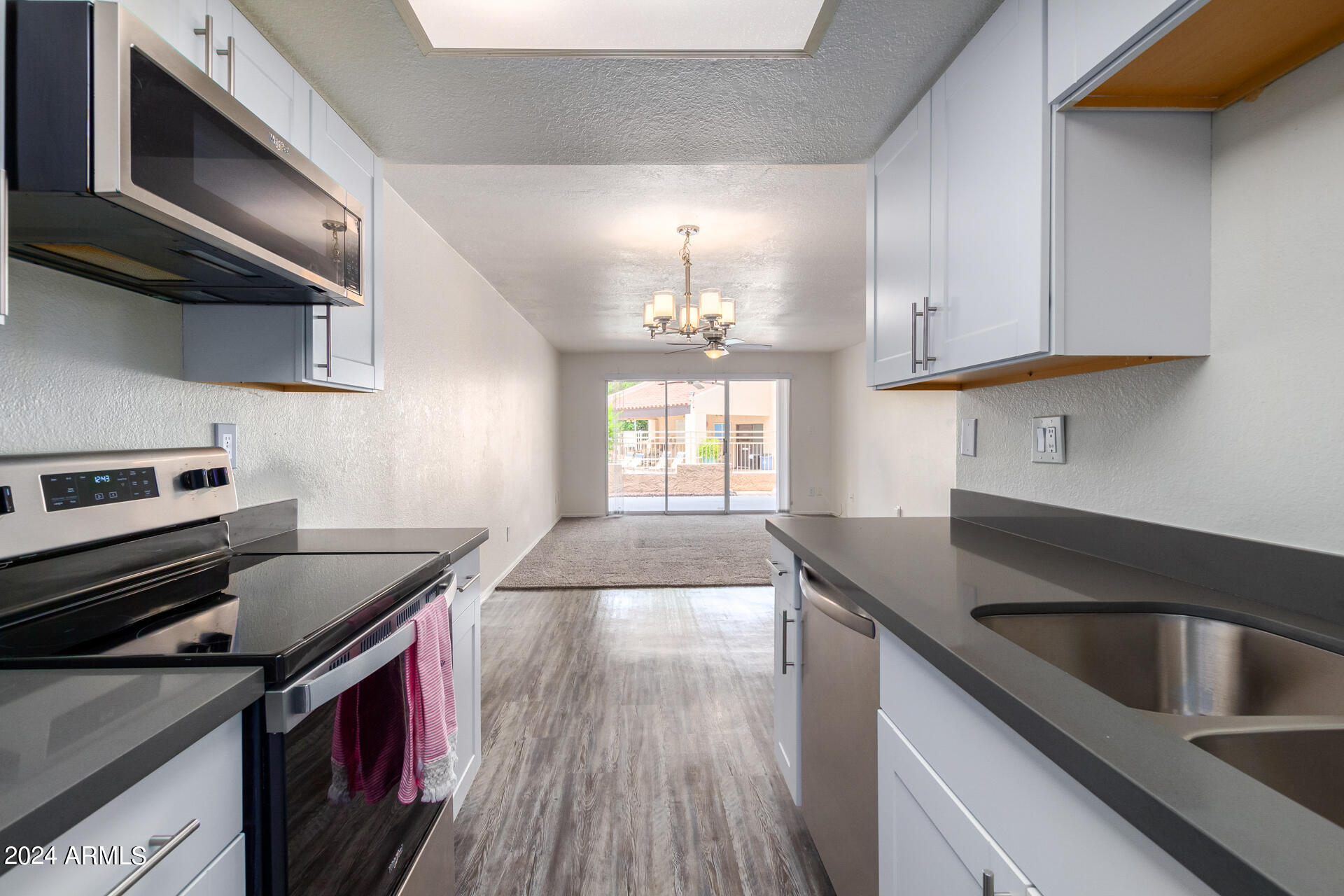 11048 N 28TH Drive 145