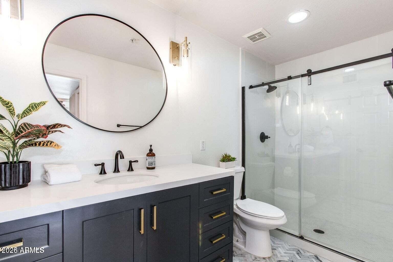 2647 N MILLER Road 12