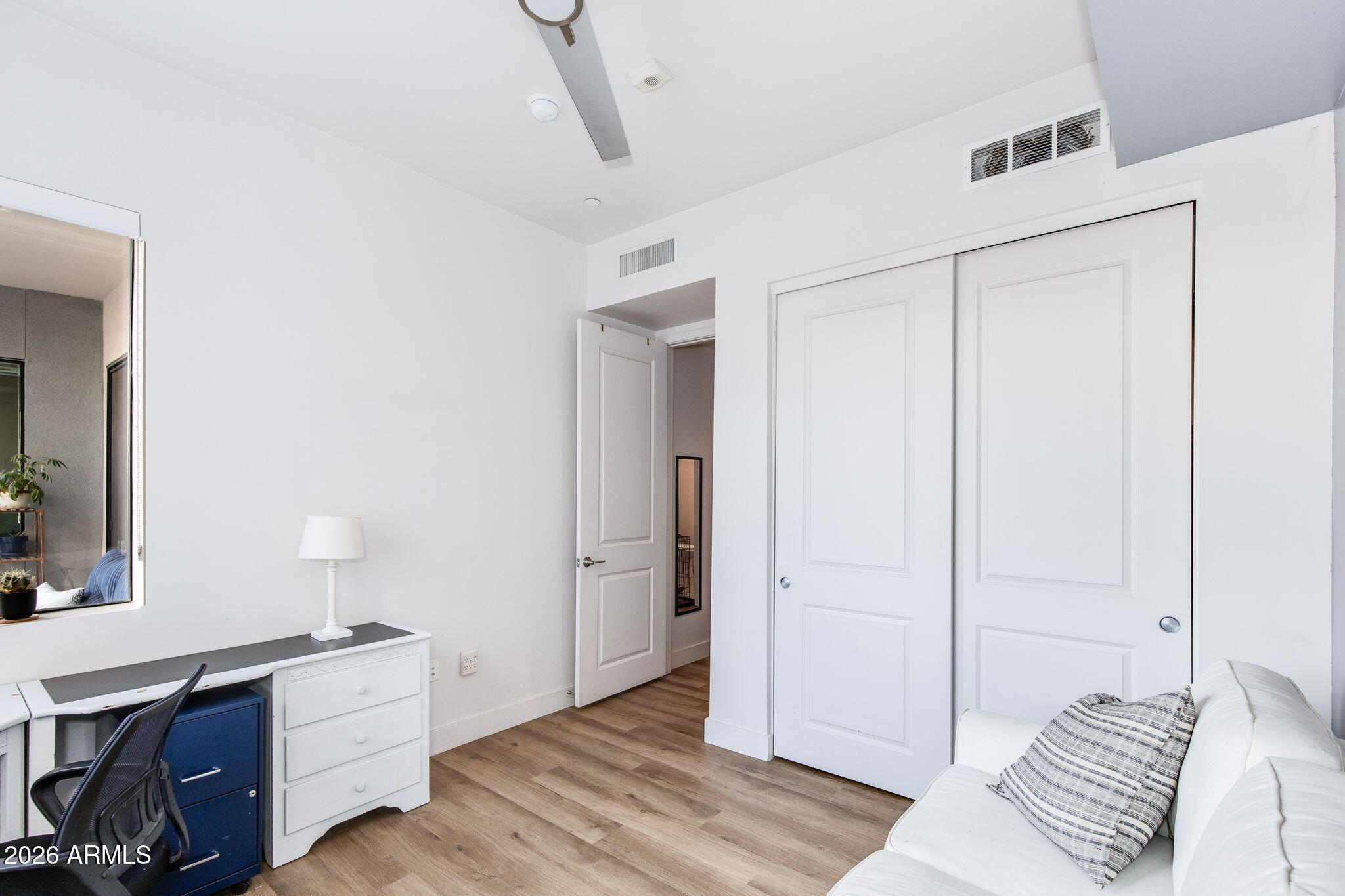 3131 N CENTRAL Avenue 5002