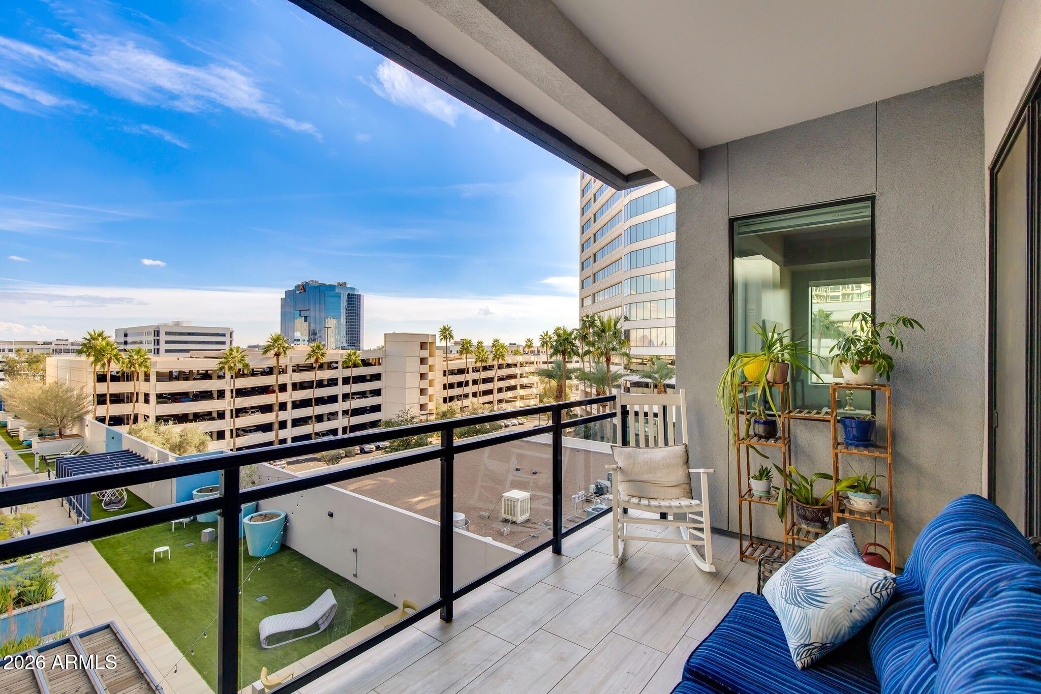 3131 N CENTRAL Avenue 5002