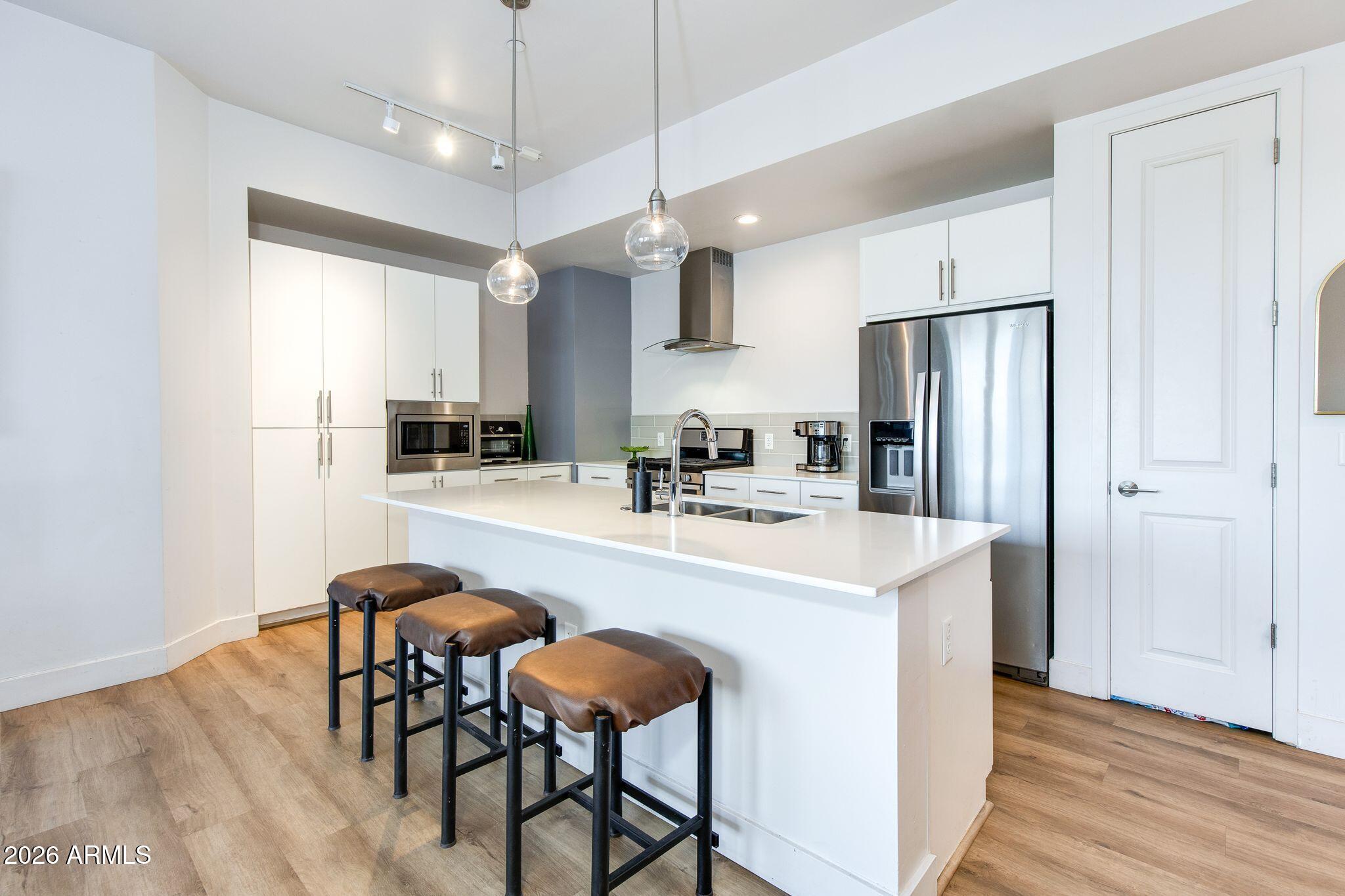 3131 N CENTRAL Avenue 5002