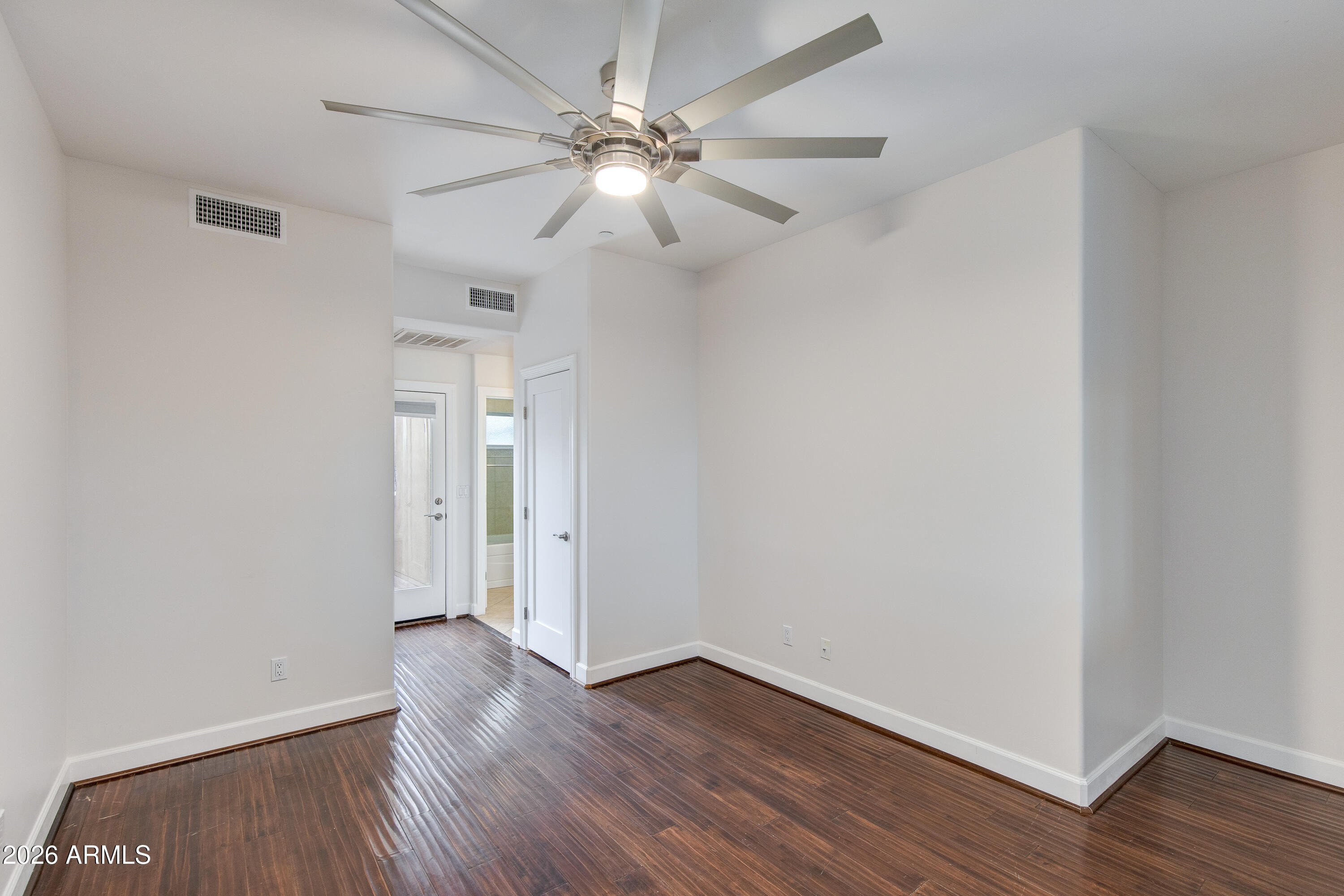 581 S ROOSEVELT Street